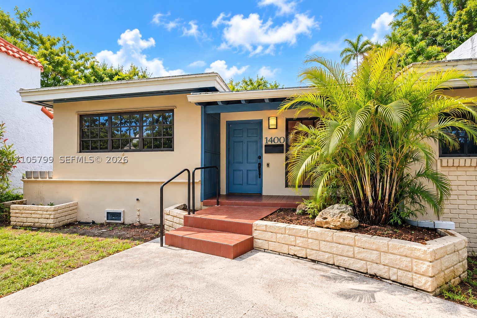 1400 Madrid St