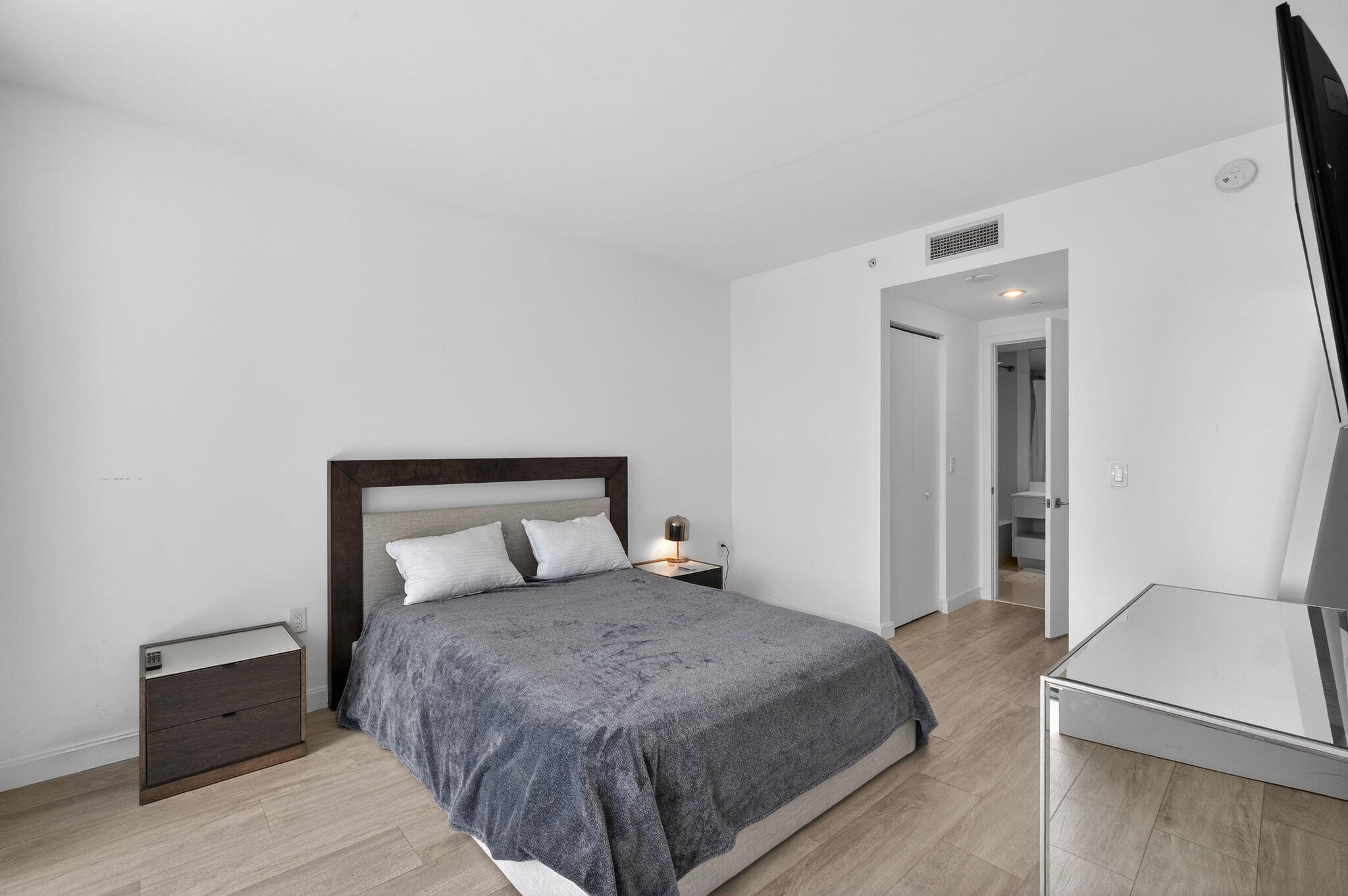 image Brickell Heights West9