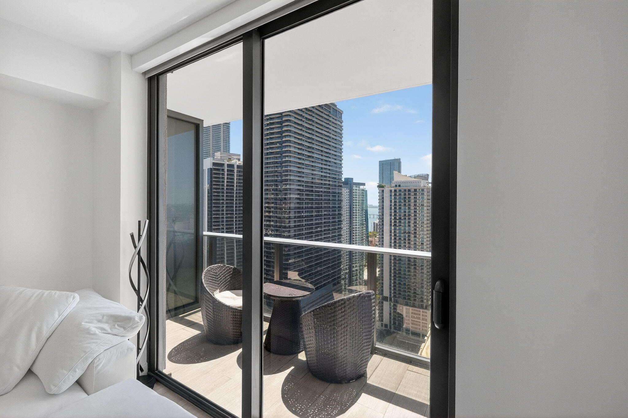 image Brickell Heights West12
