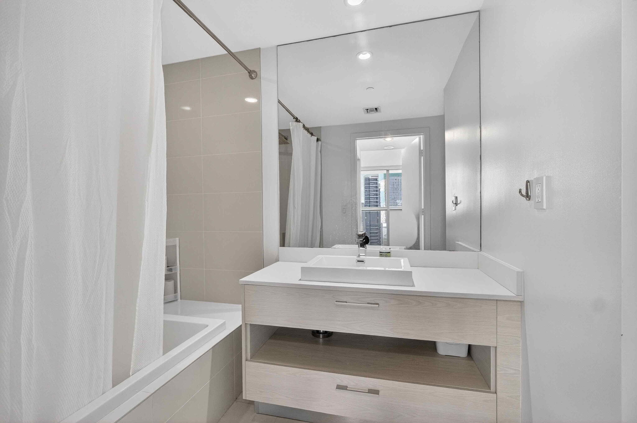 image Brickell Heights West13