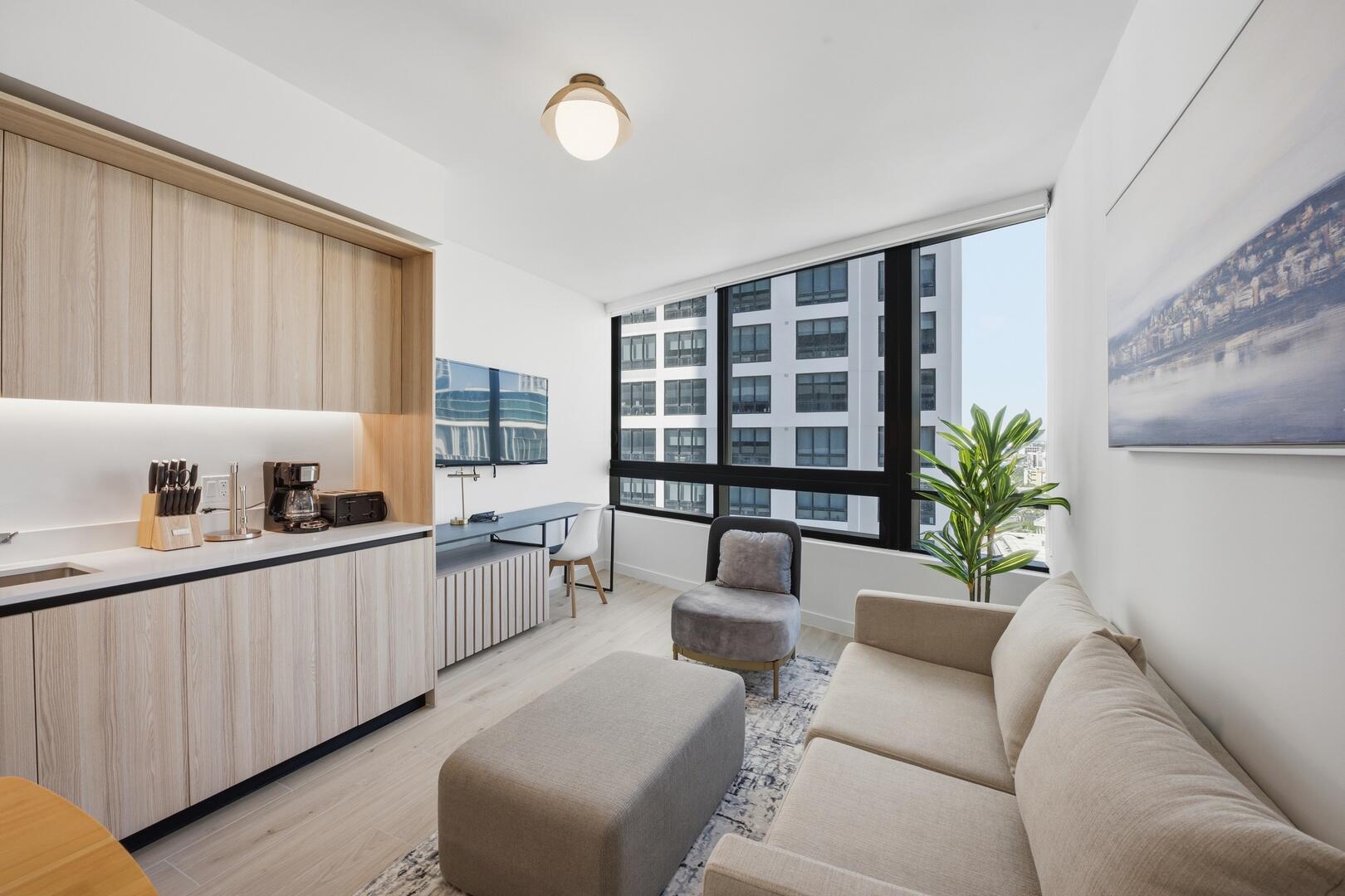 225 N Miami #2002 Miami, FL 33128