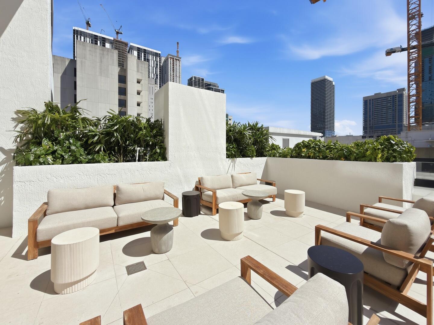 225 N Miami #2002 Miami, FL 33128