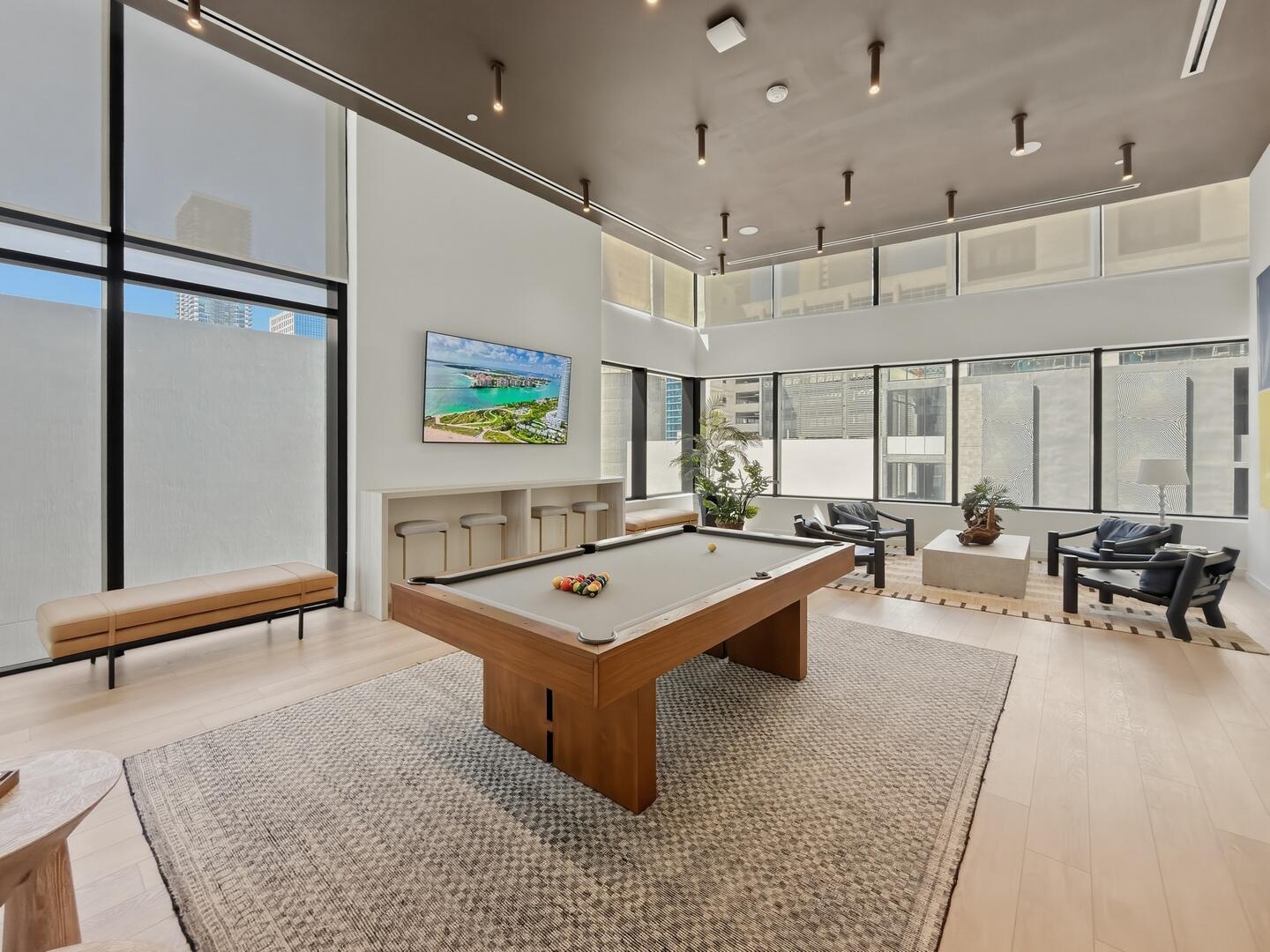 225 N Miami #2002 Miami, FL 33128