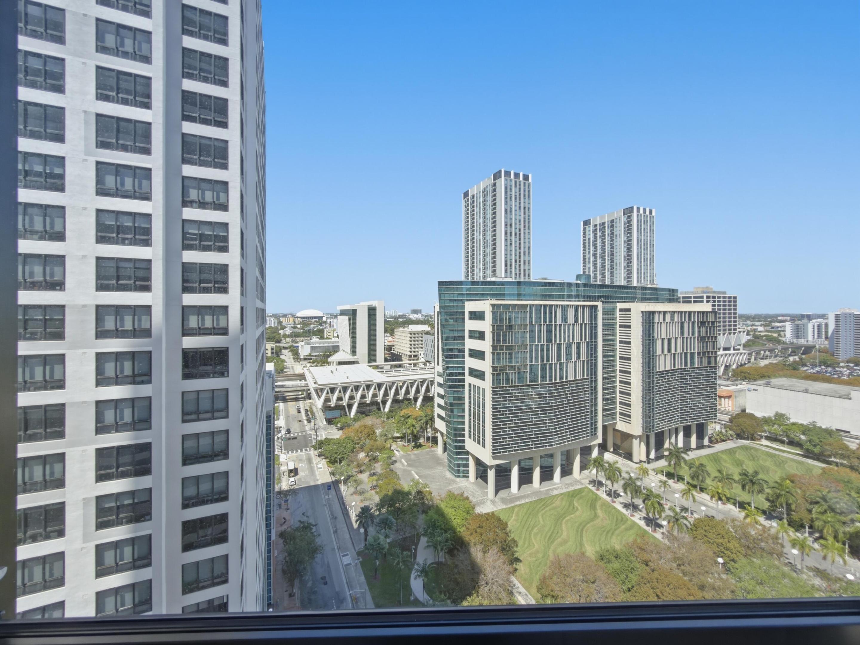 225 N Miami #2002 Miami, FL 33128