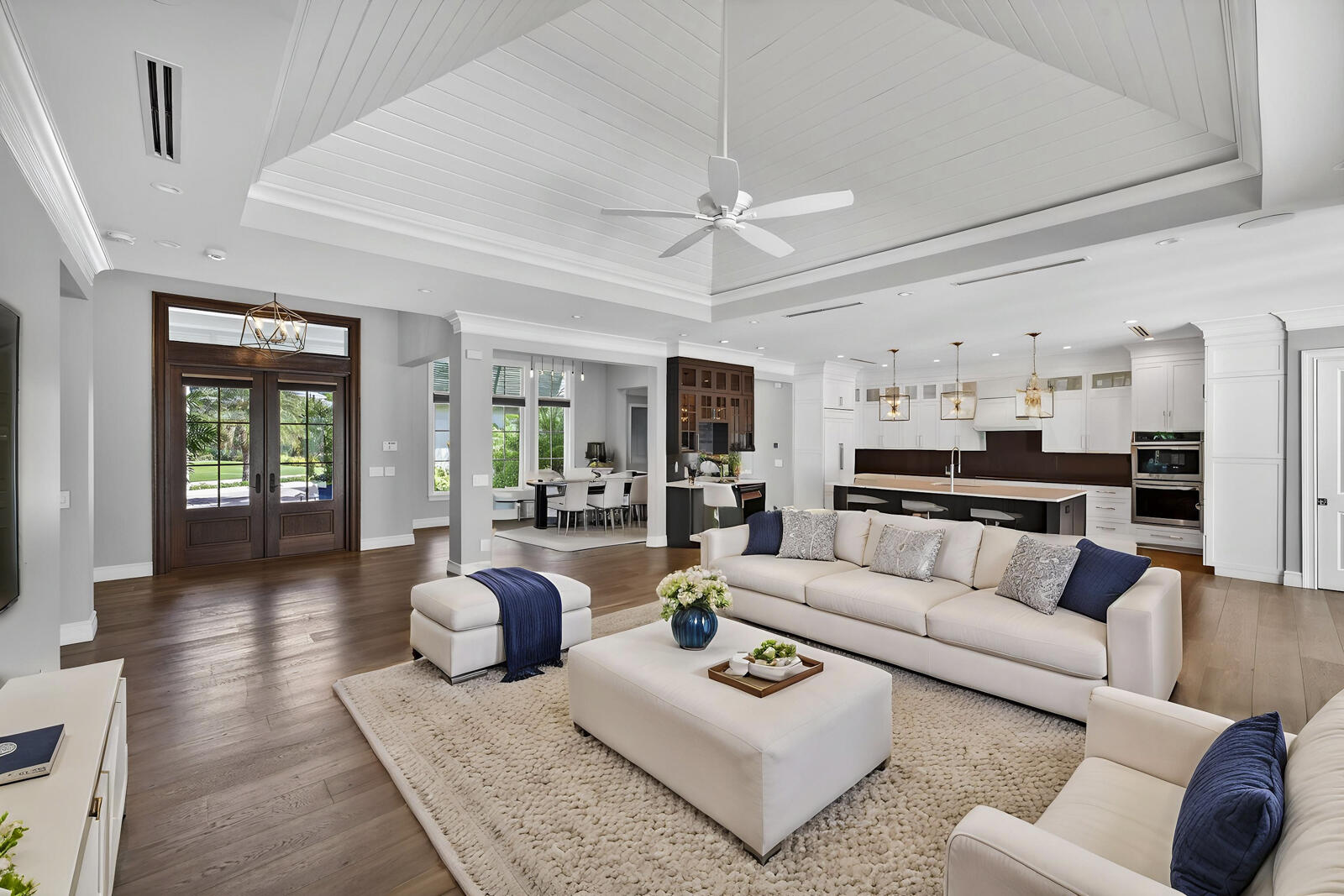 544 Live Oak Vero Beach, FL 32963