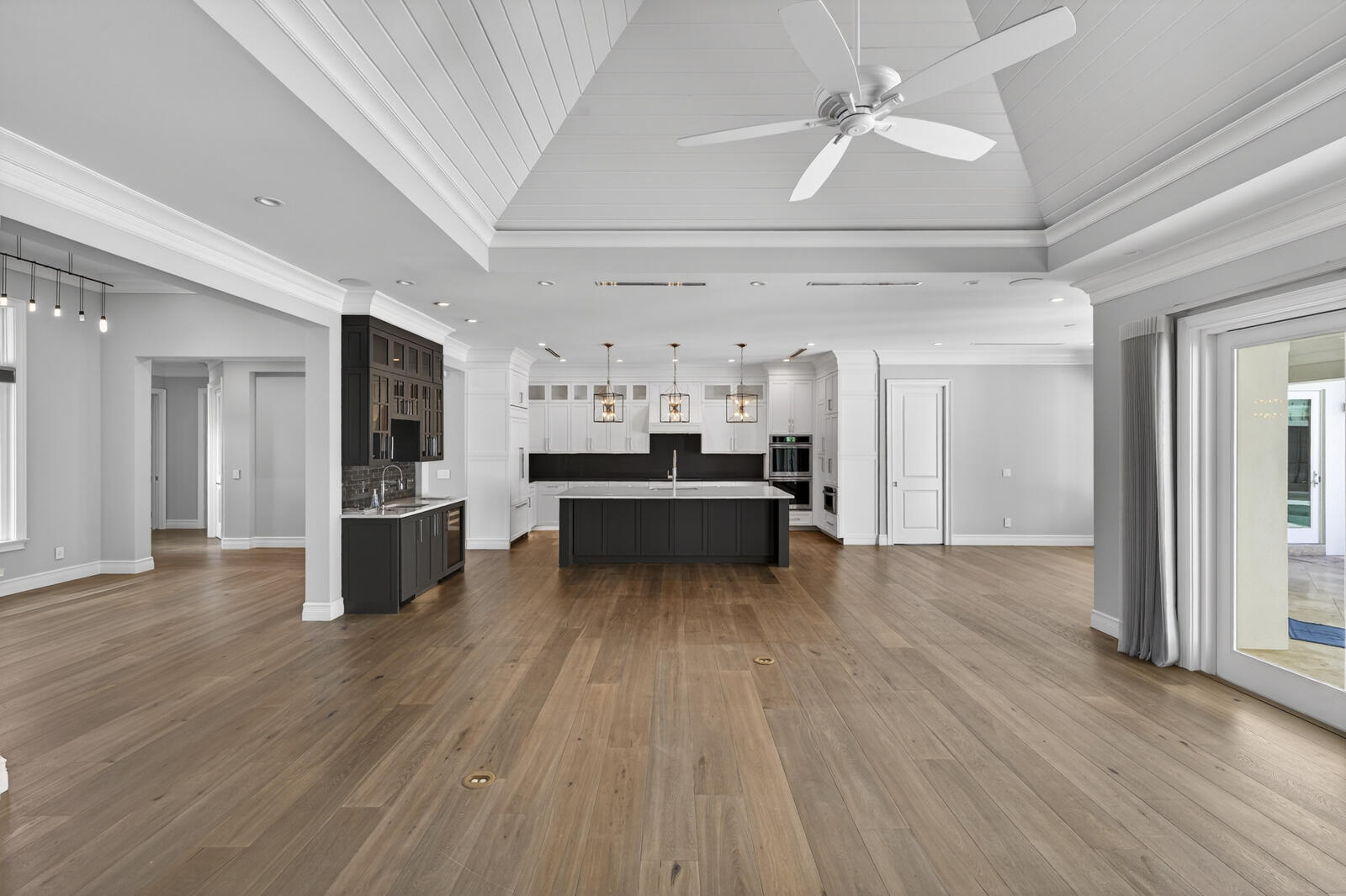 544 Live Oak Vero Beach, FL 32963