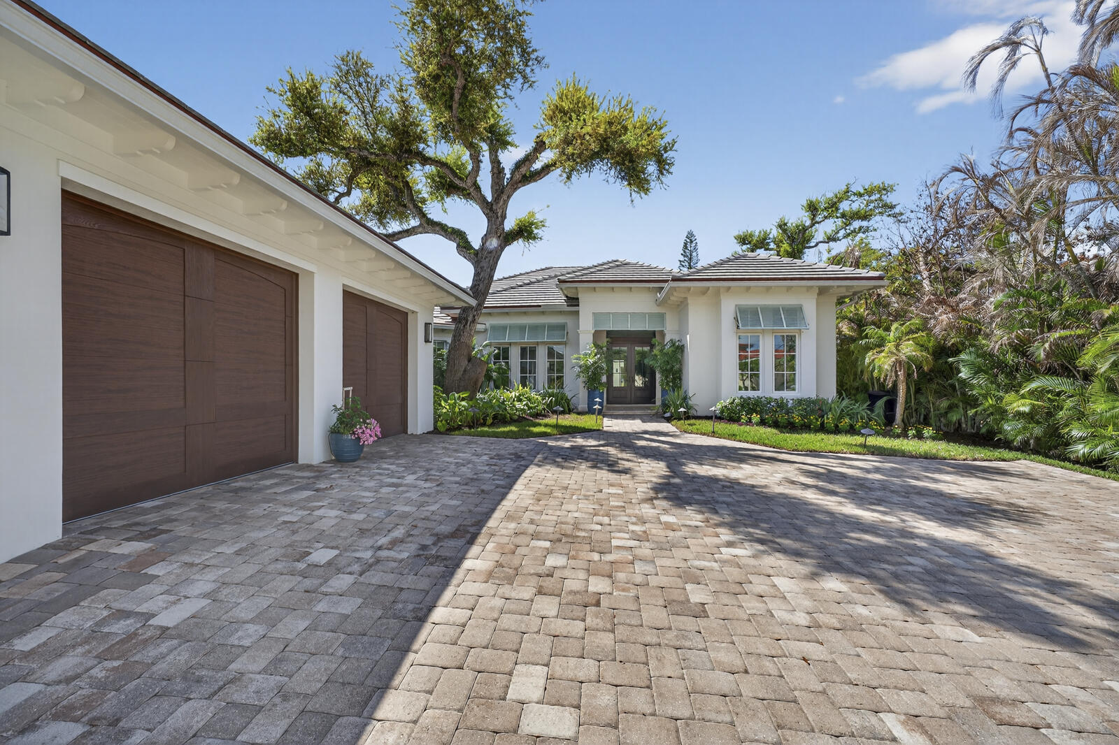 544 Live Oak Vero Beach, FL 32963
