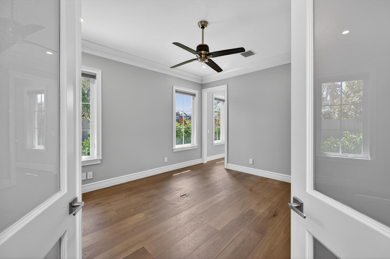 544 Live Oak Vero Beach, FL 32963