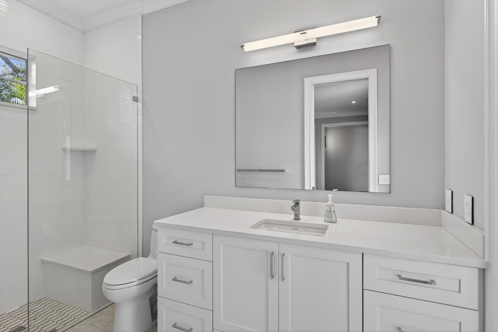 544 Live Oak Vero Beach, FL 32963