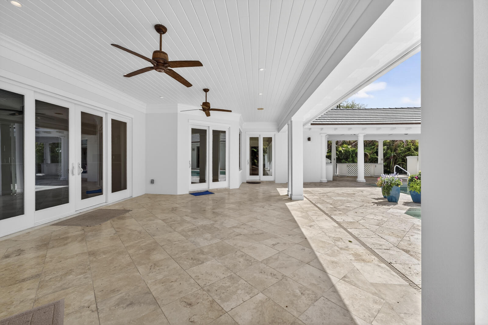 544 Live Oak Vero Beach, FL 32963