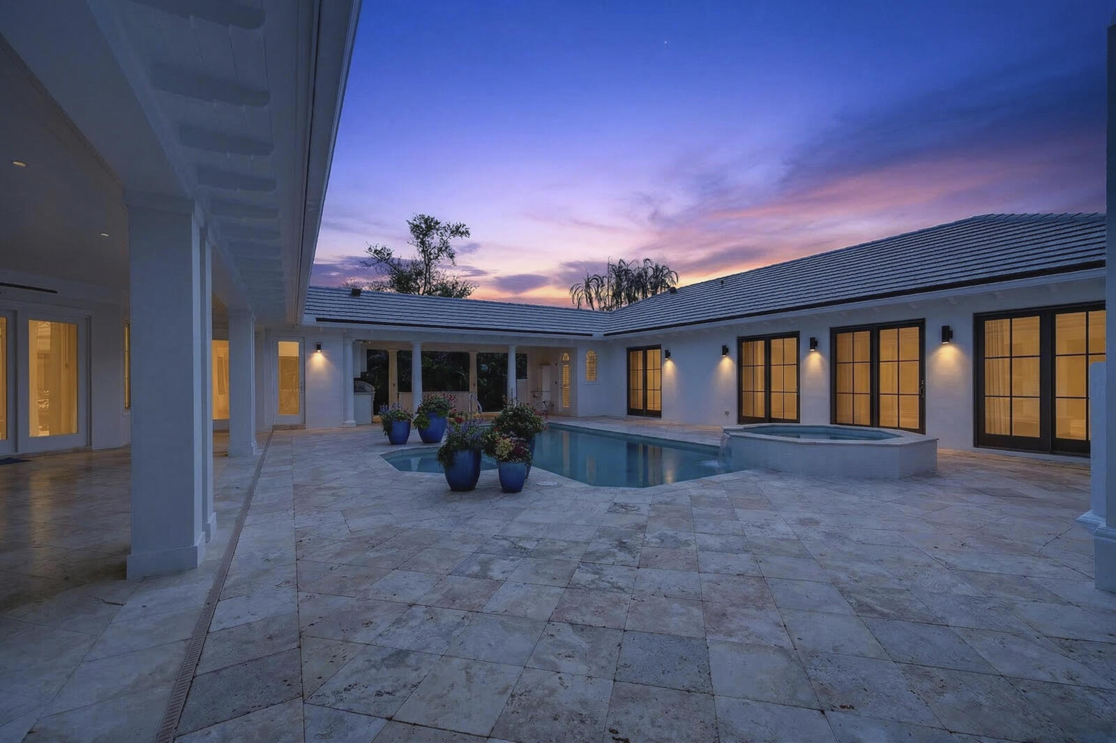 544 Live Oak Vero Beach, FL 32963