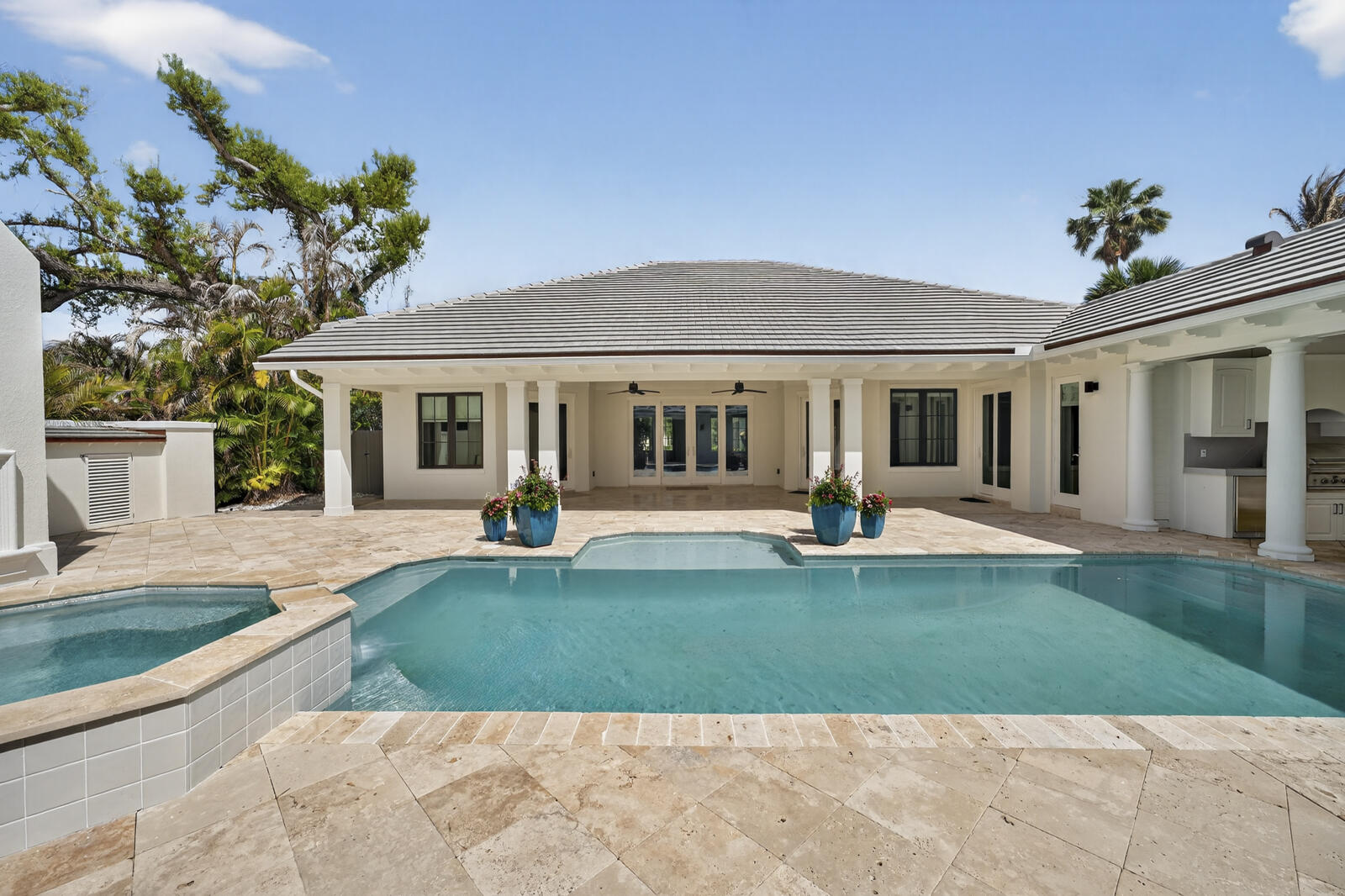 544 Live Oak Vero Beach, FL 32963