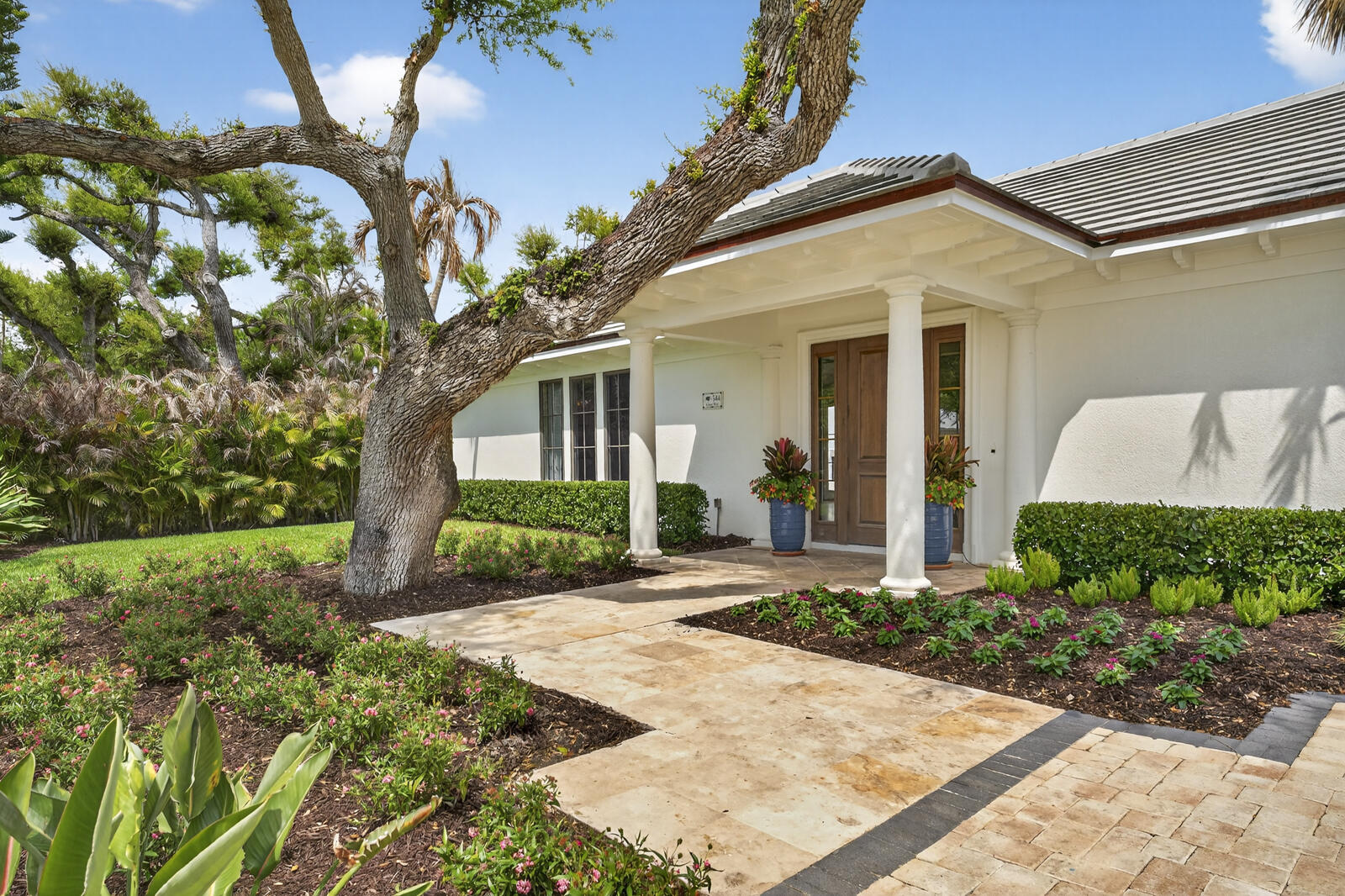 544 Live Oak Vero Beach, FL 32963