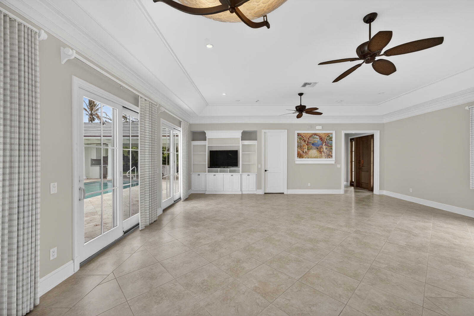 544 Live Oak Vero Beach, FL 32963