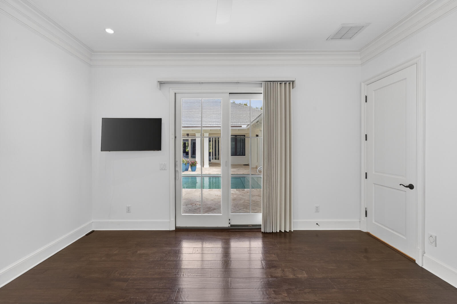 544 Live Oak Vero Beach, FL 32963