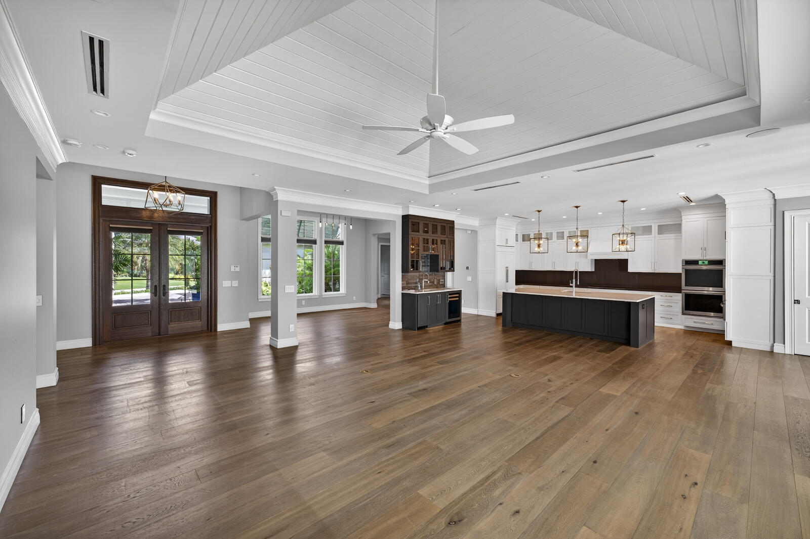 544 Live Oak Vero Beach, FL 32963