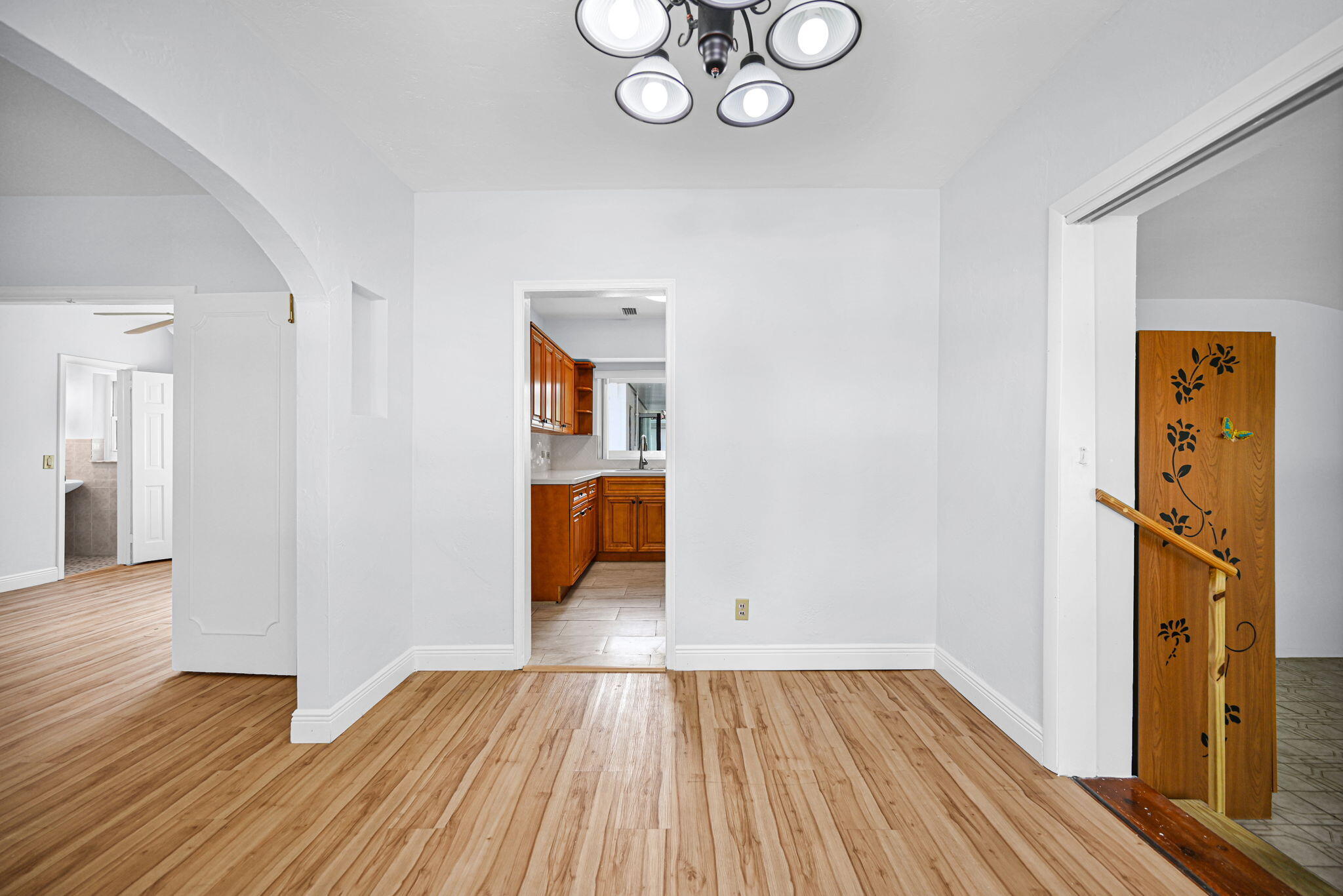 2200 SW 23rd Miami, FL 33145