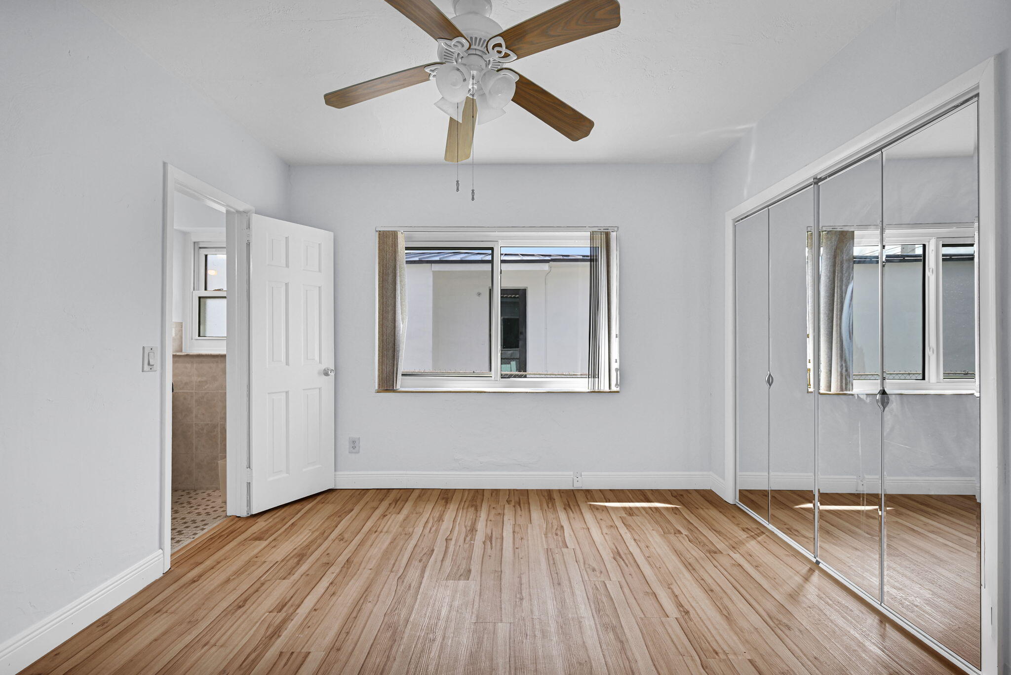 2200 SW 23rd Miami, FL 33145