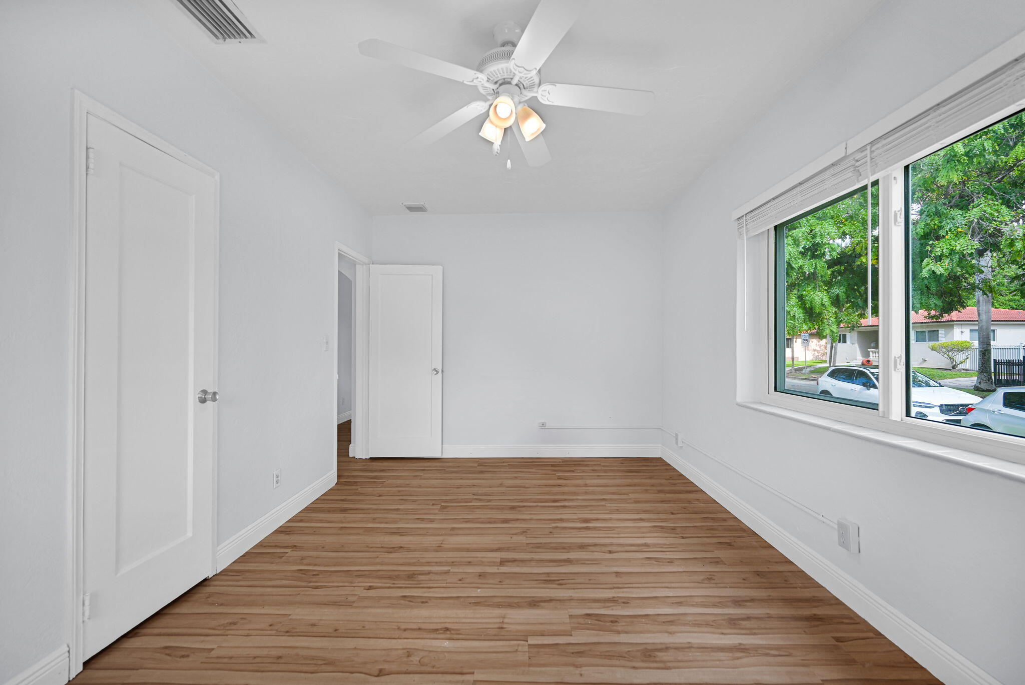 2200 SW 23rd Miami, FL 33145