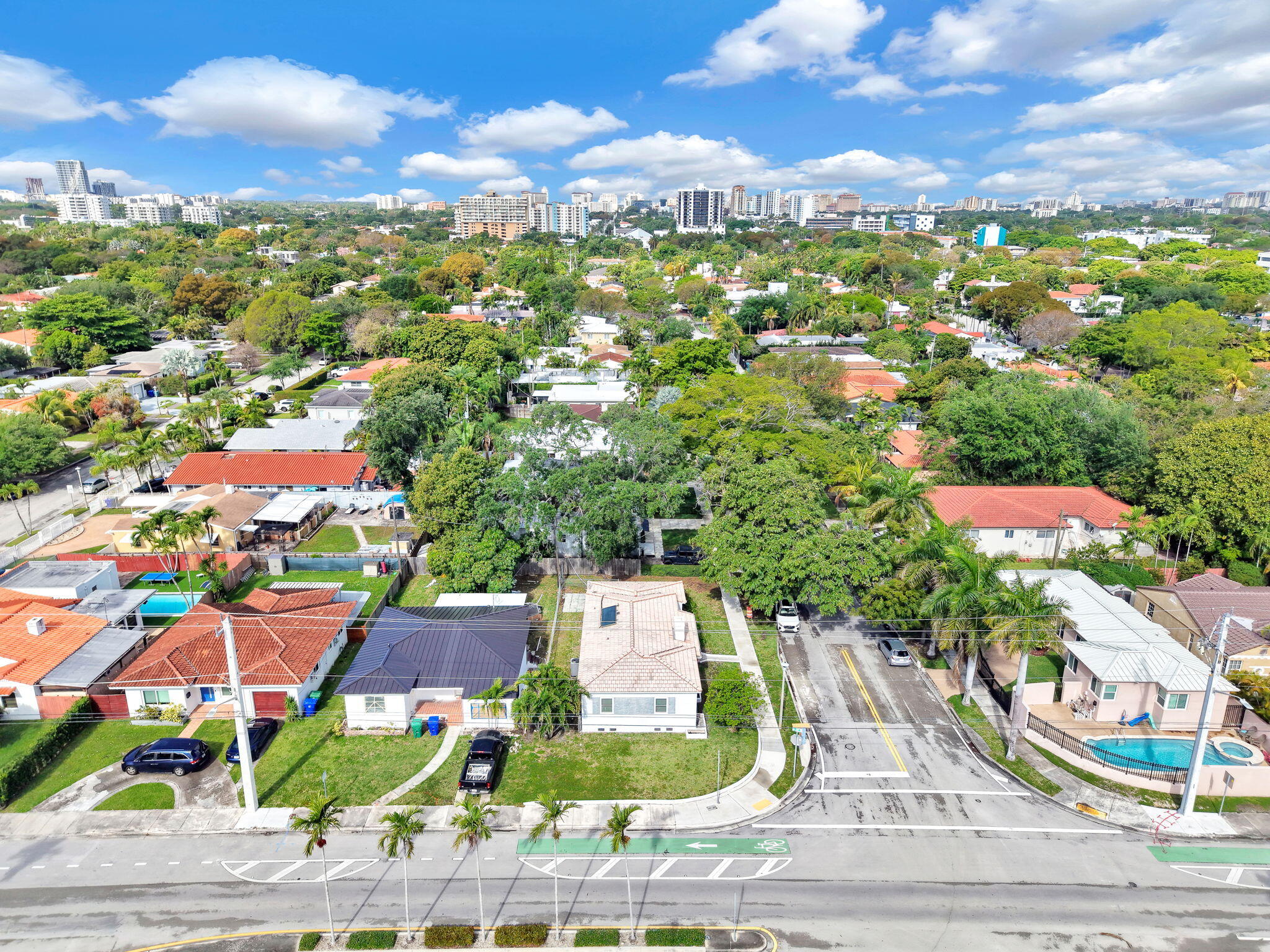 2200 SW 23rd Miami, FL 33145