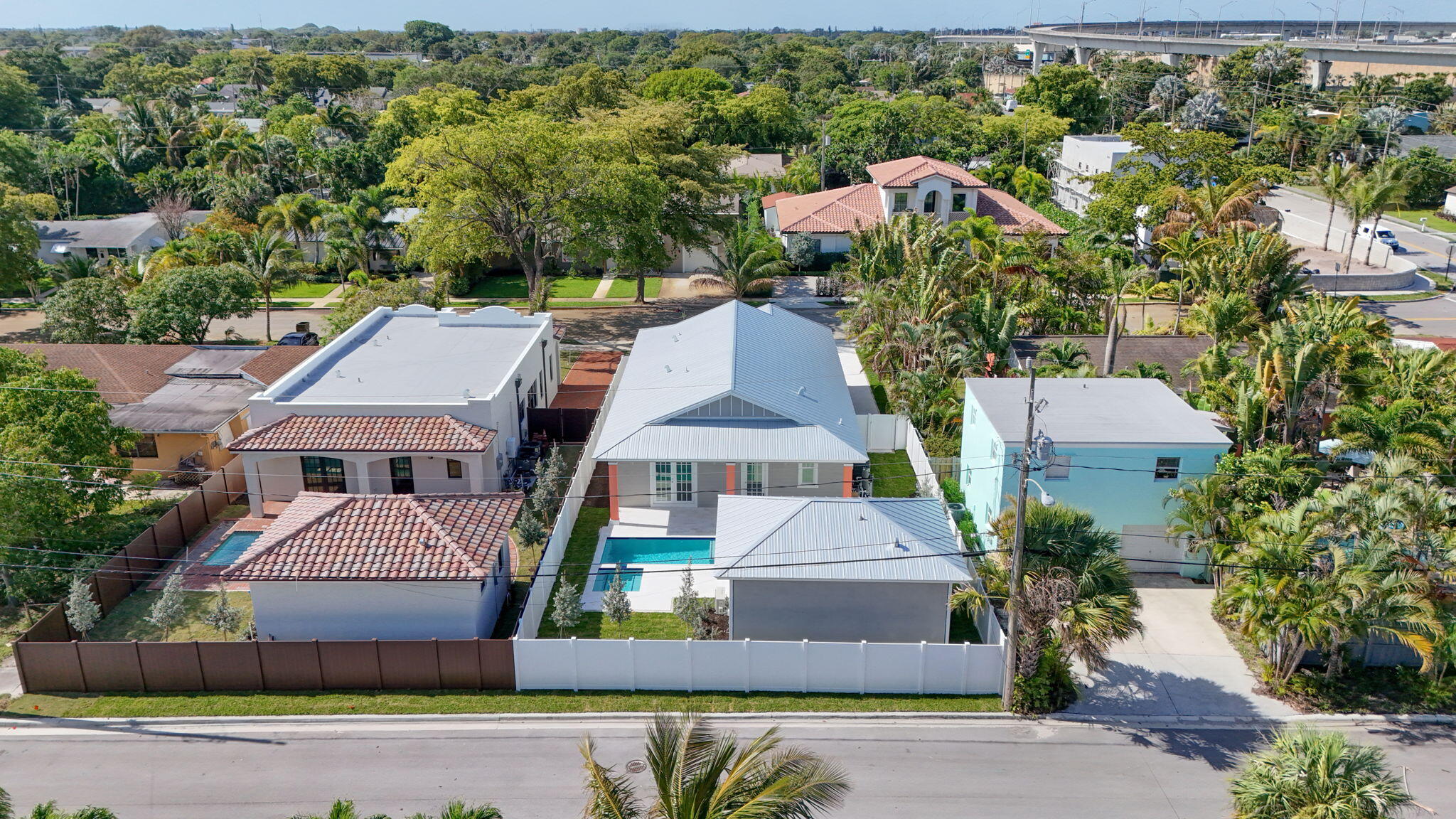 1017 Ardmore West Palm Beach, FL 33401