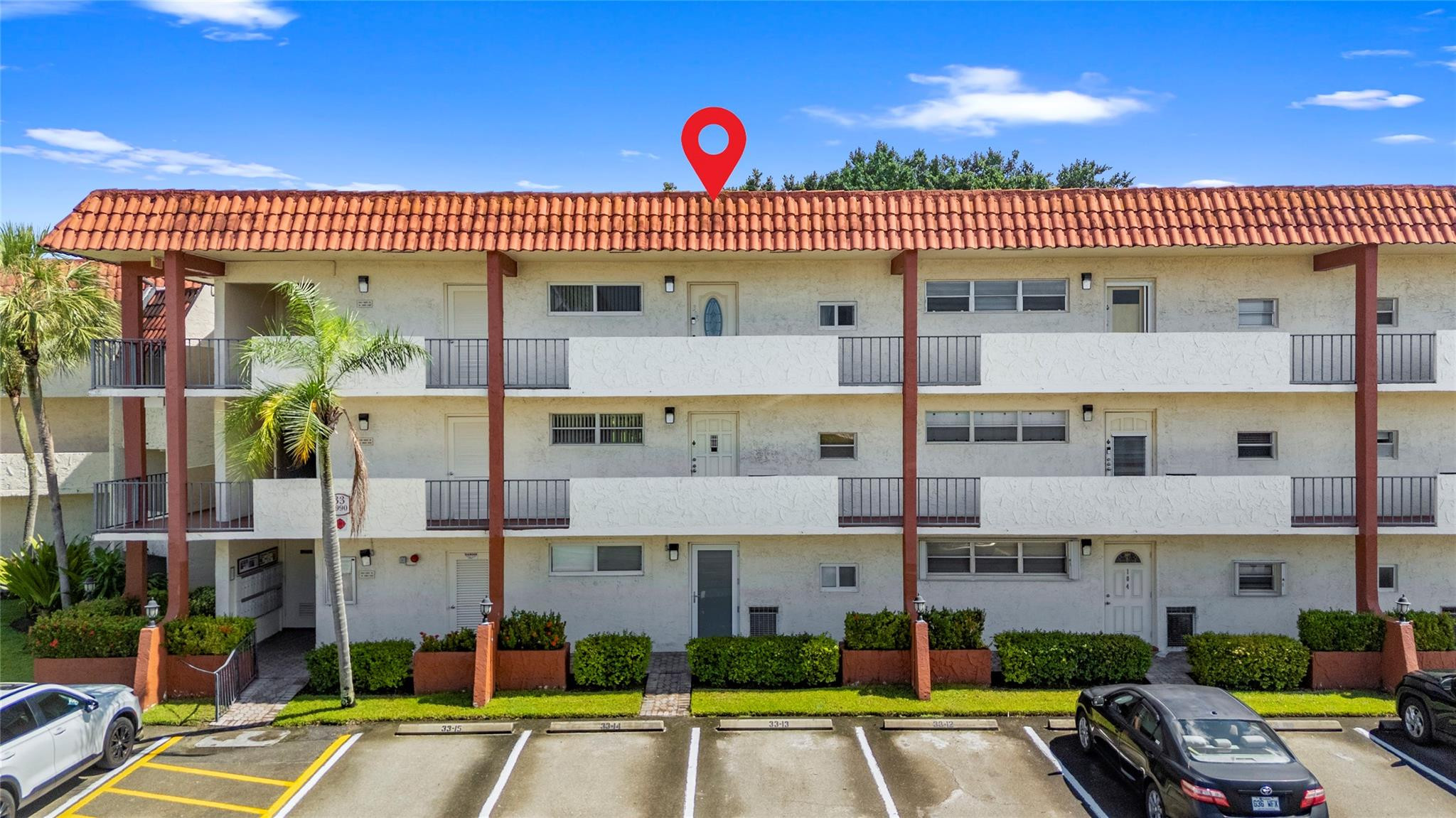 8990 S Hollybrook #Unit 305