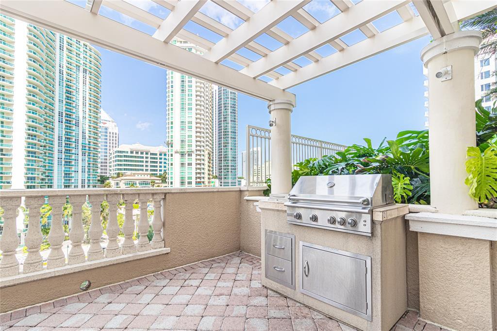 511 SE 5th Ave #1701 Fort Lauderdale, FL 33301
