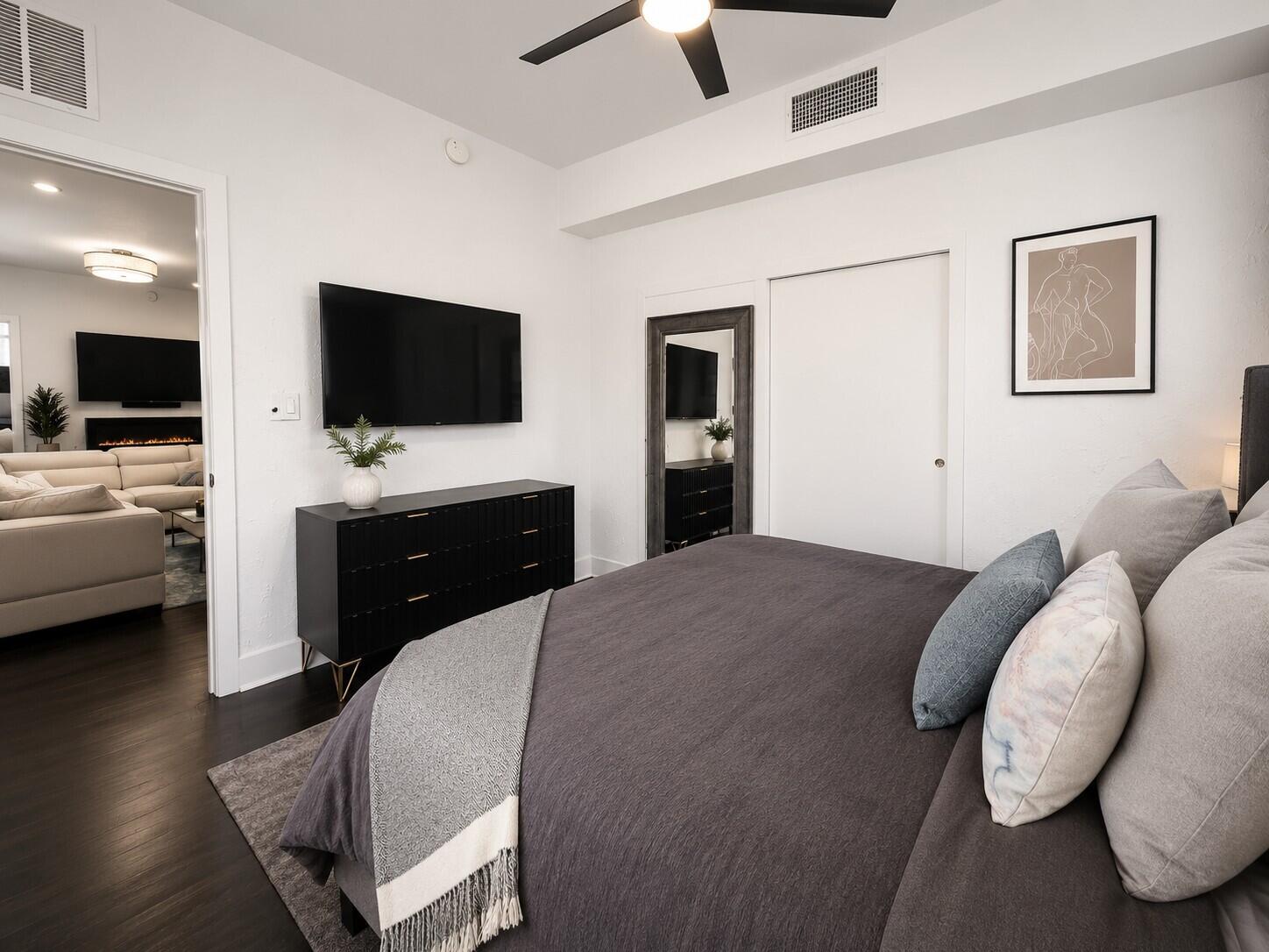 900 16th #102 Miami Beach, FL 33139