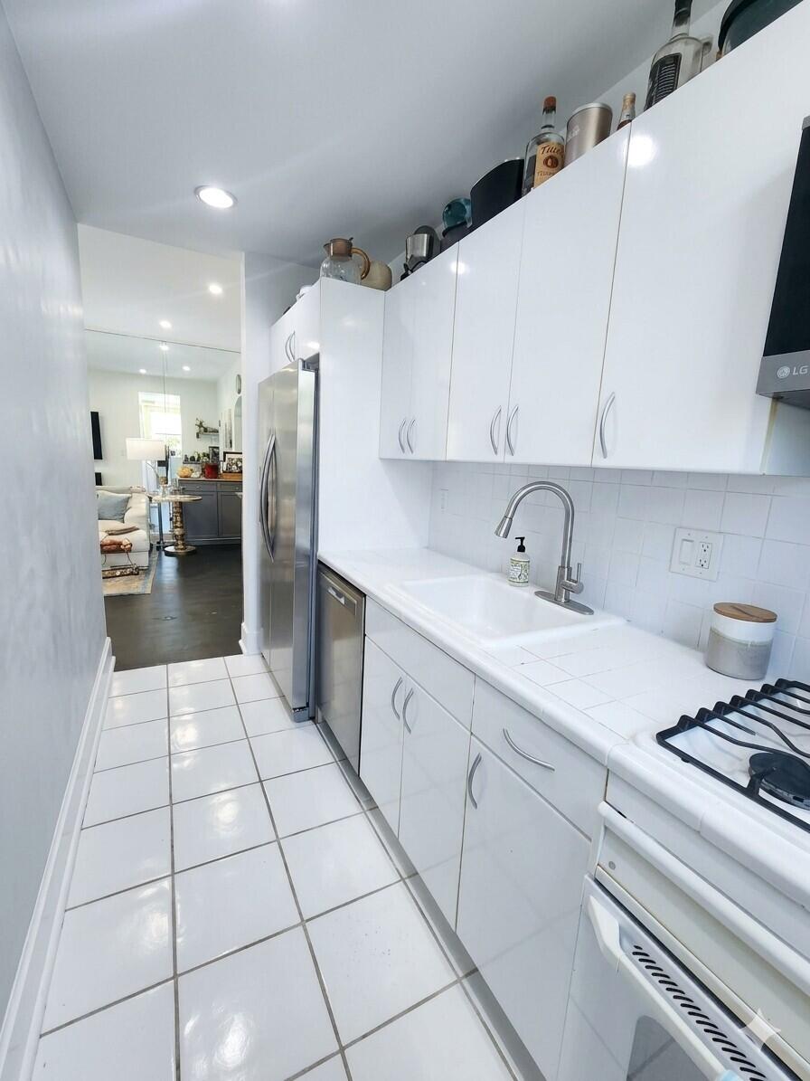900 16th #102 Miami Beach, FL 33139