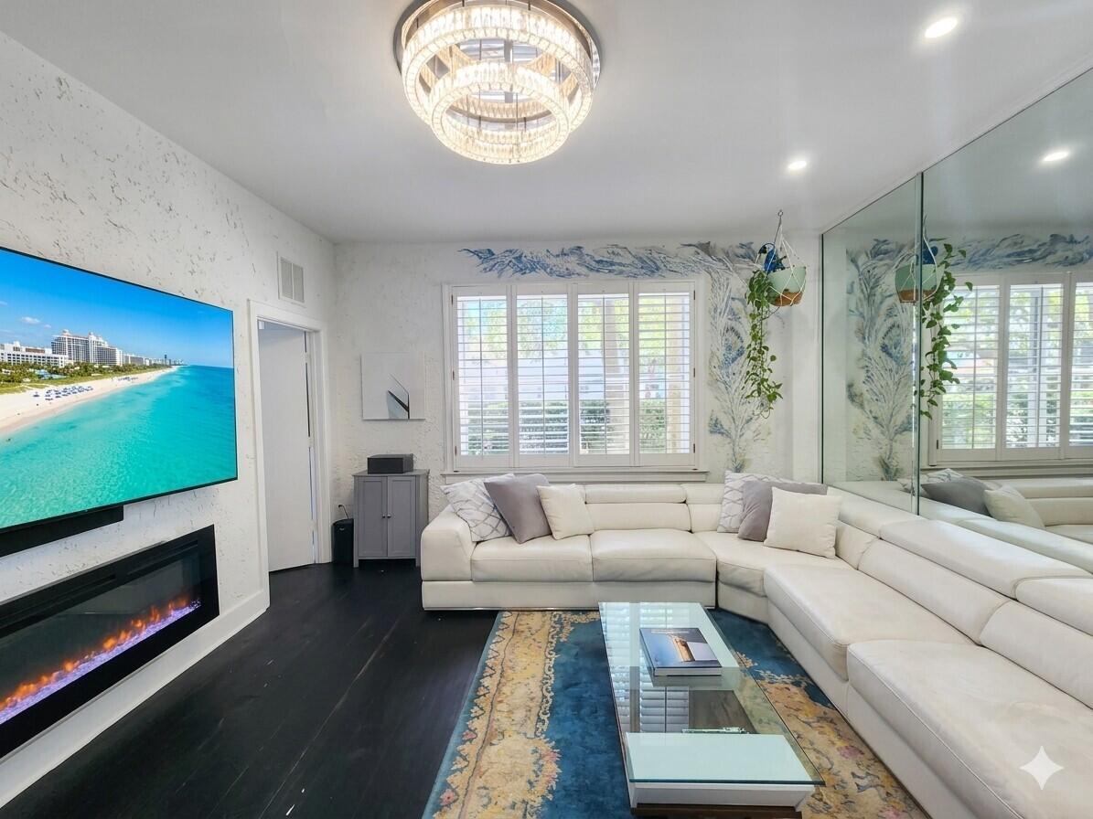 900 16th #102 Miami Beach, FL 33139