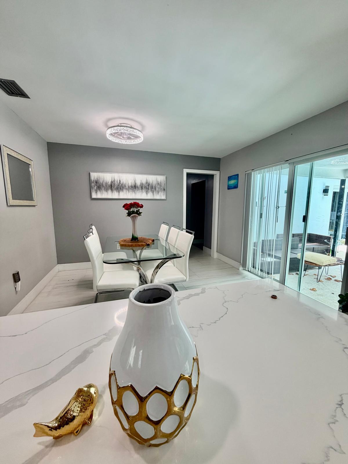 3464 NW 26th Boca Raton, FL 33434