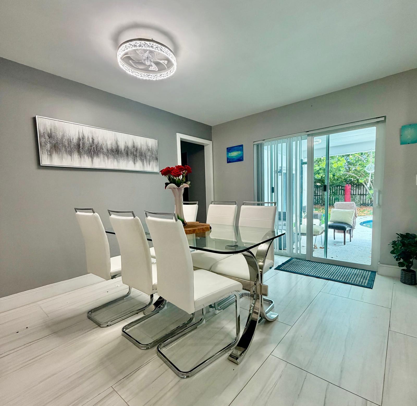 3464 NW 26th Boca Raton, FL 33434
