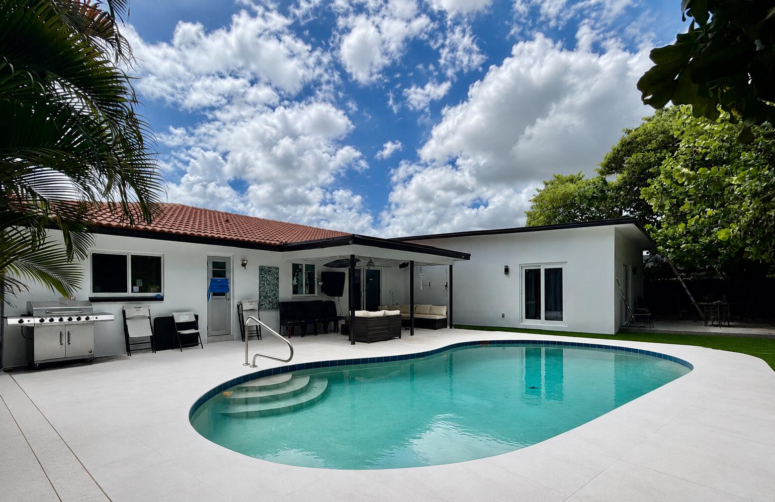 3464 NW 26th Boca Raton, FL 33434