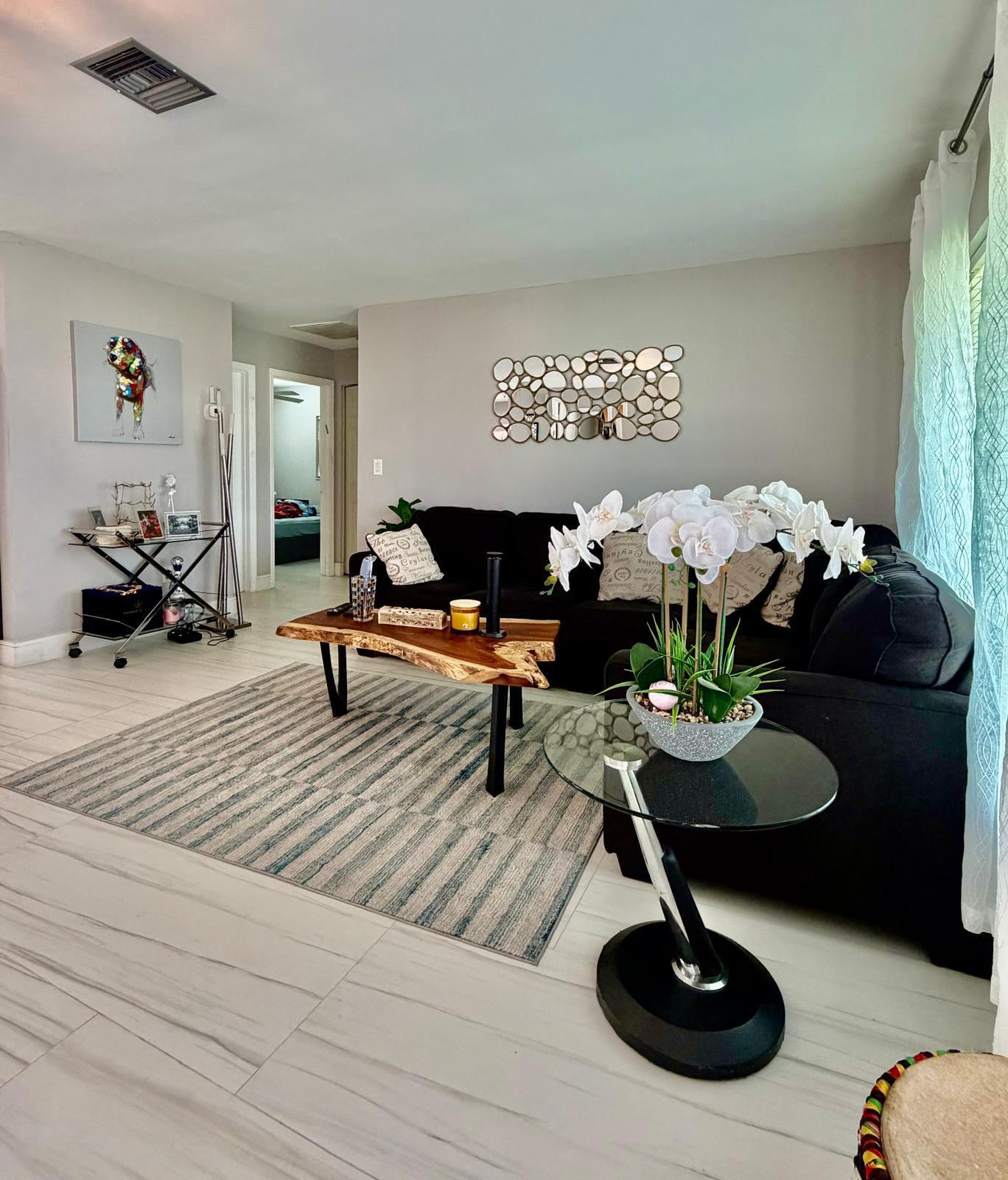 3464 NW 26th Boca Raton, FL 33434