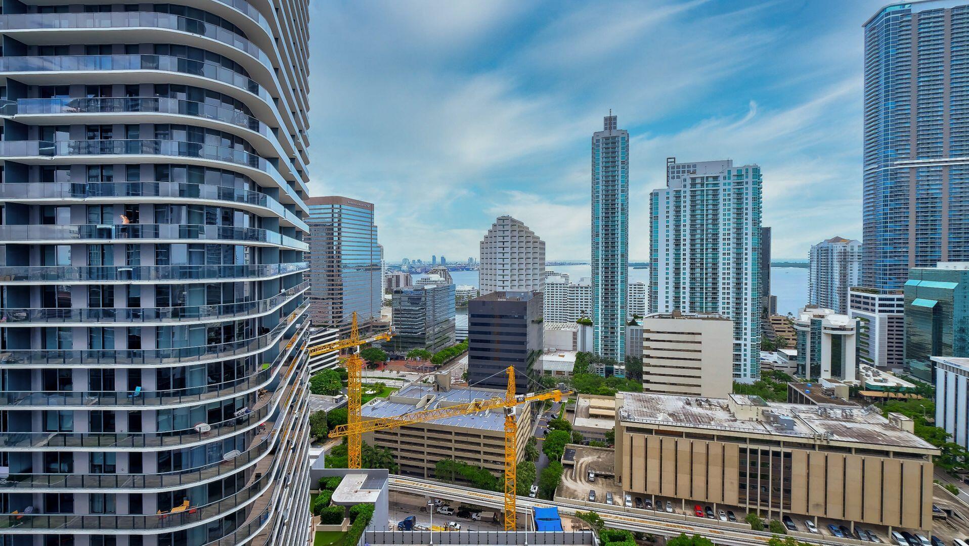 image Brickell Heights East21