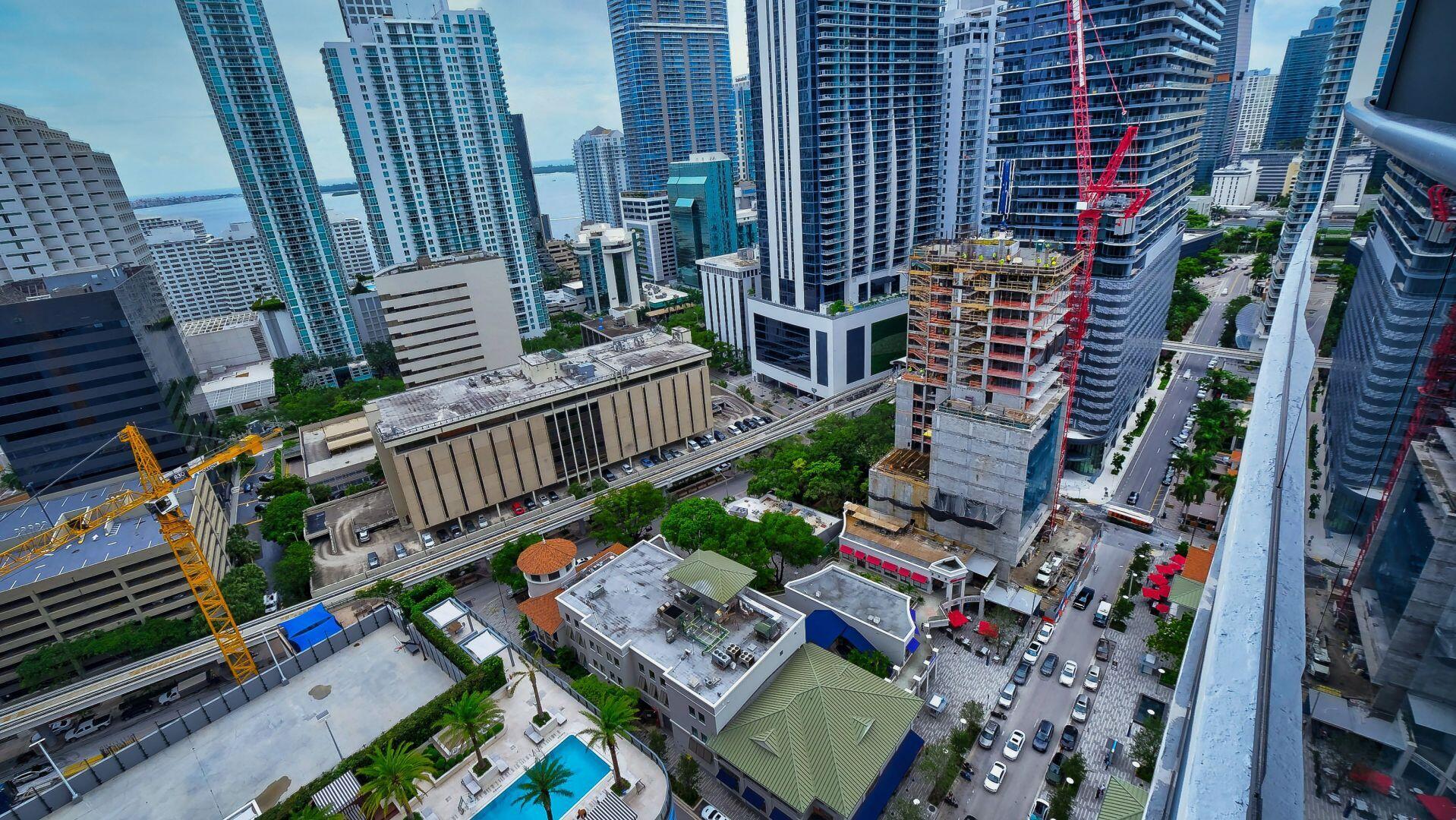 image Brickell Heights East23