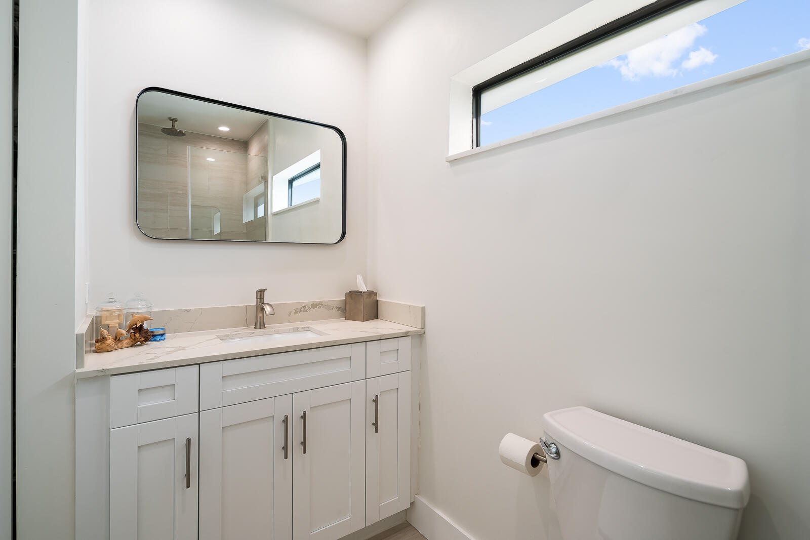 5745 SW 54th Miami, FL 33155