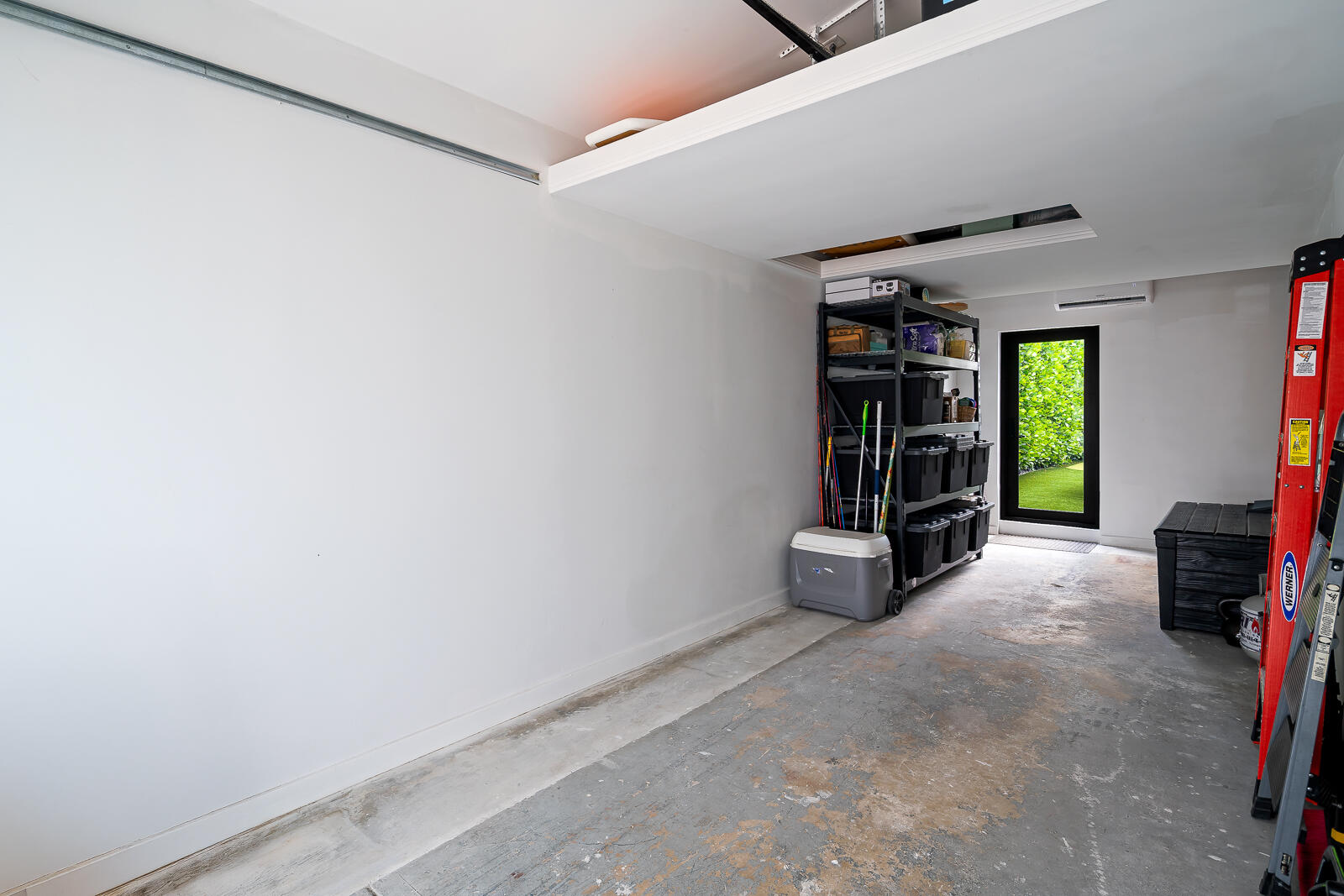 5745 SW 54th Miami, FL 33155