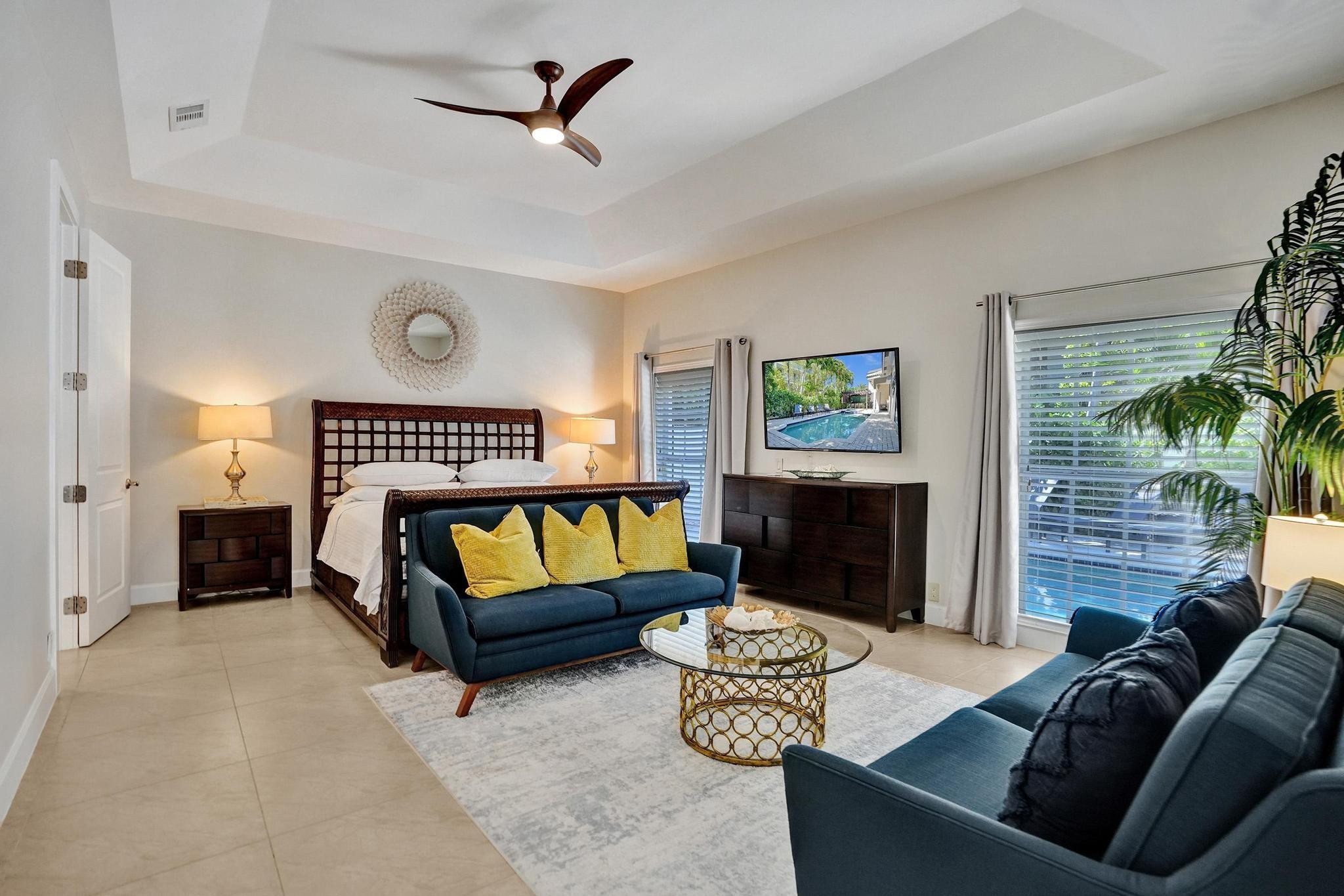 3043 Center Fort Lauderdale, FL 33308