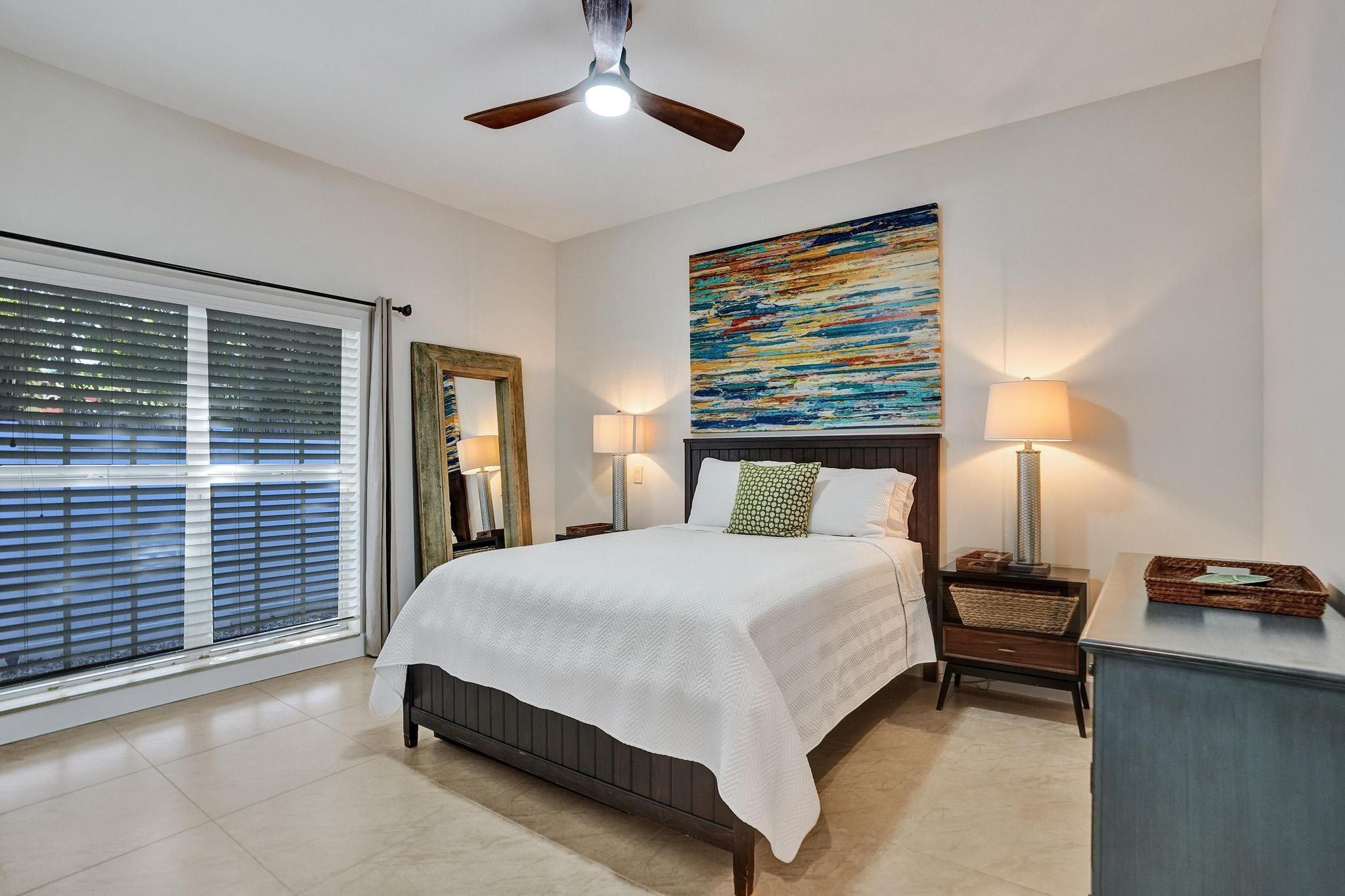 3043 Center Fort Lauderdale, FL 33308
