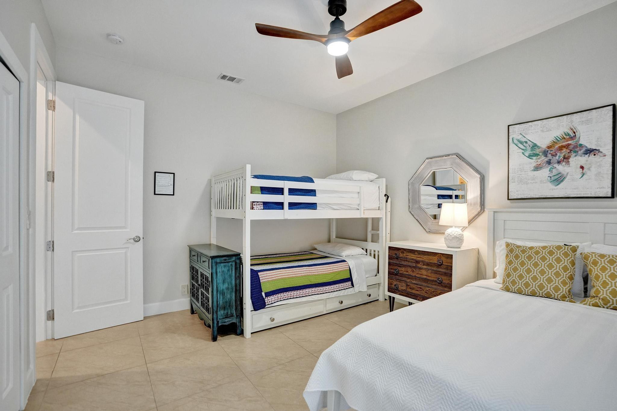 3043 Center Fort Lauderdale, FL 33308