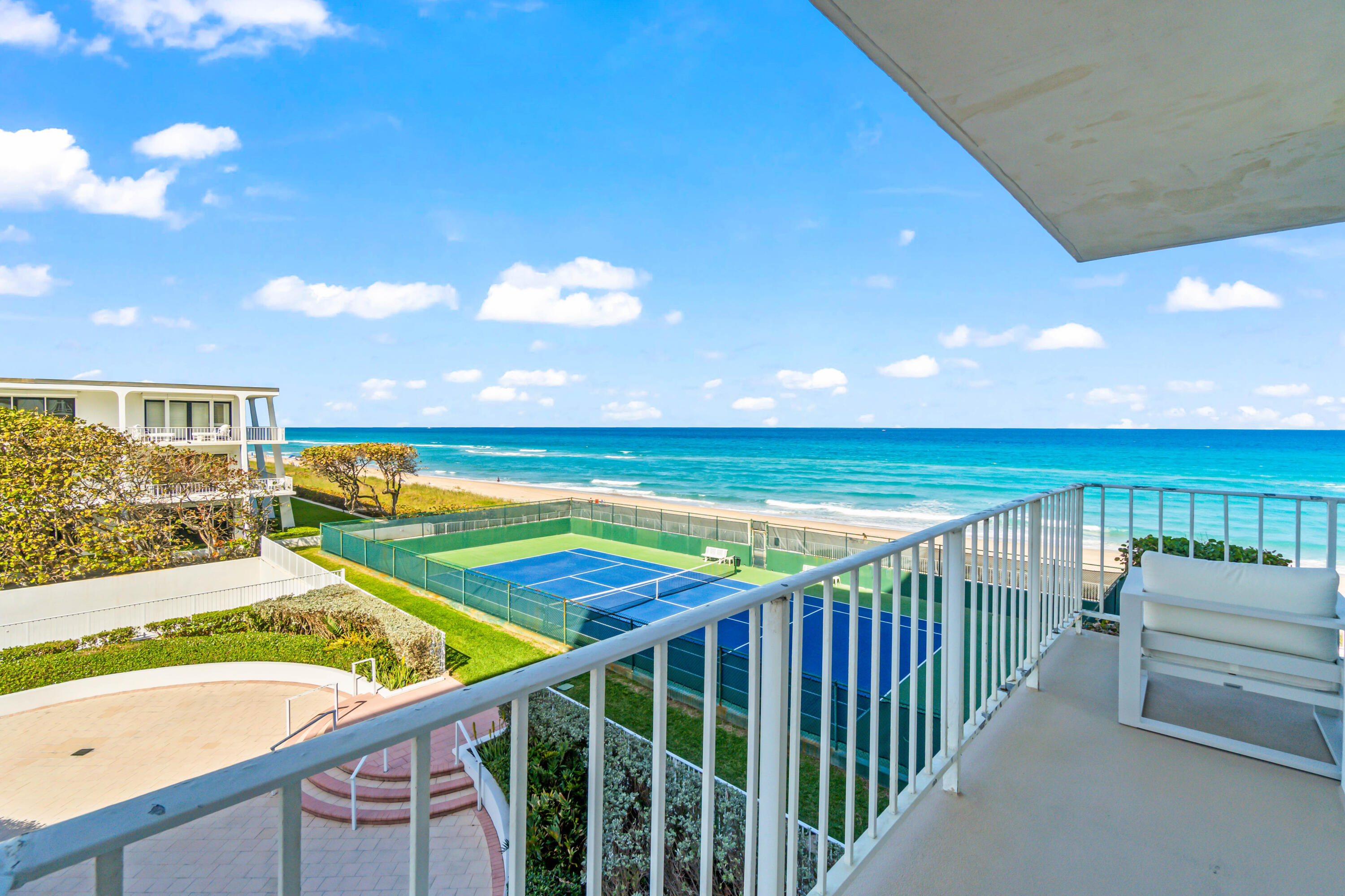2295 S Ocean #425