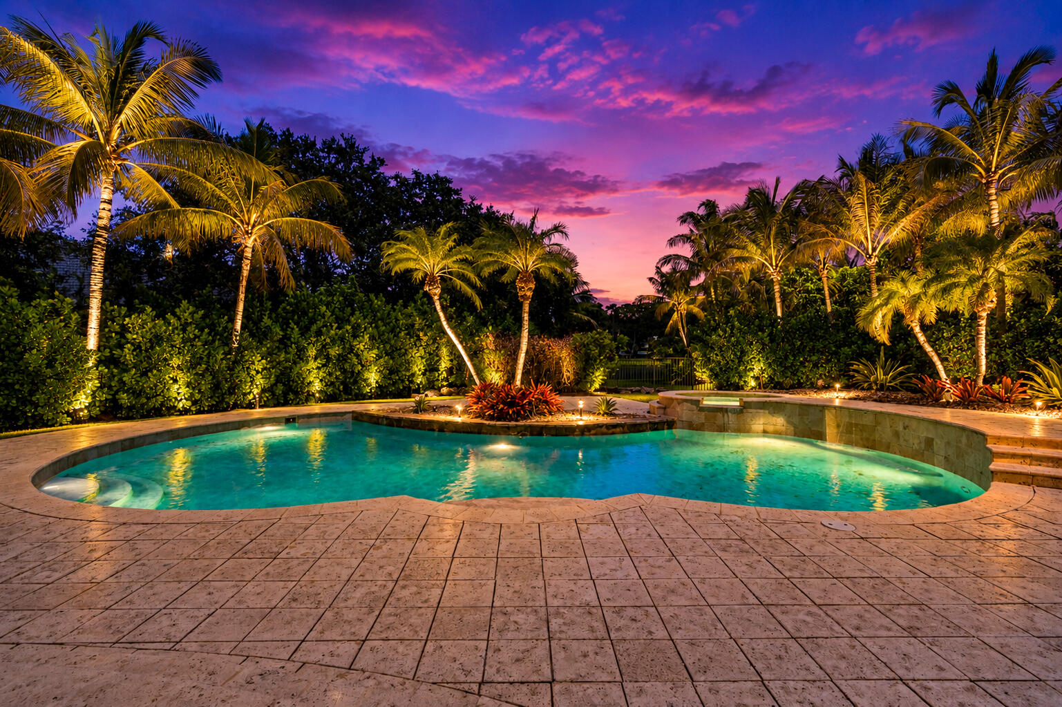 4051 E Ridgeview Dr Davie, FL 33330