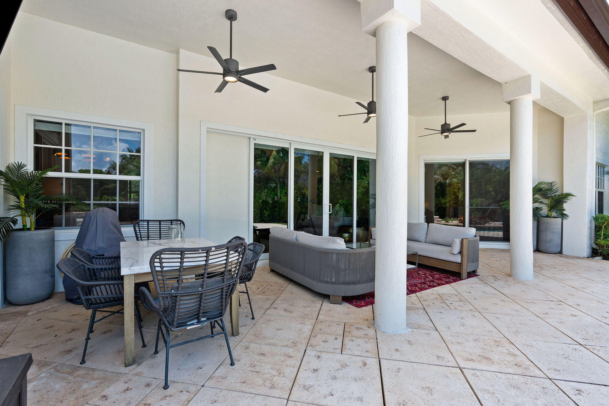 4051 E Ridgeview Dr Davie, FL 33330