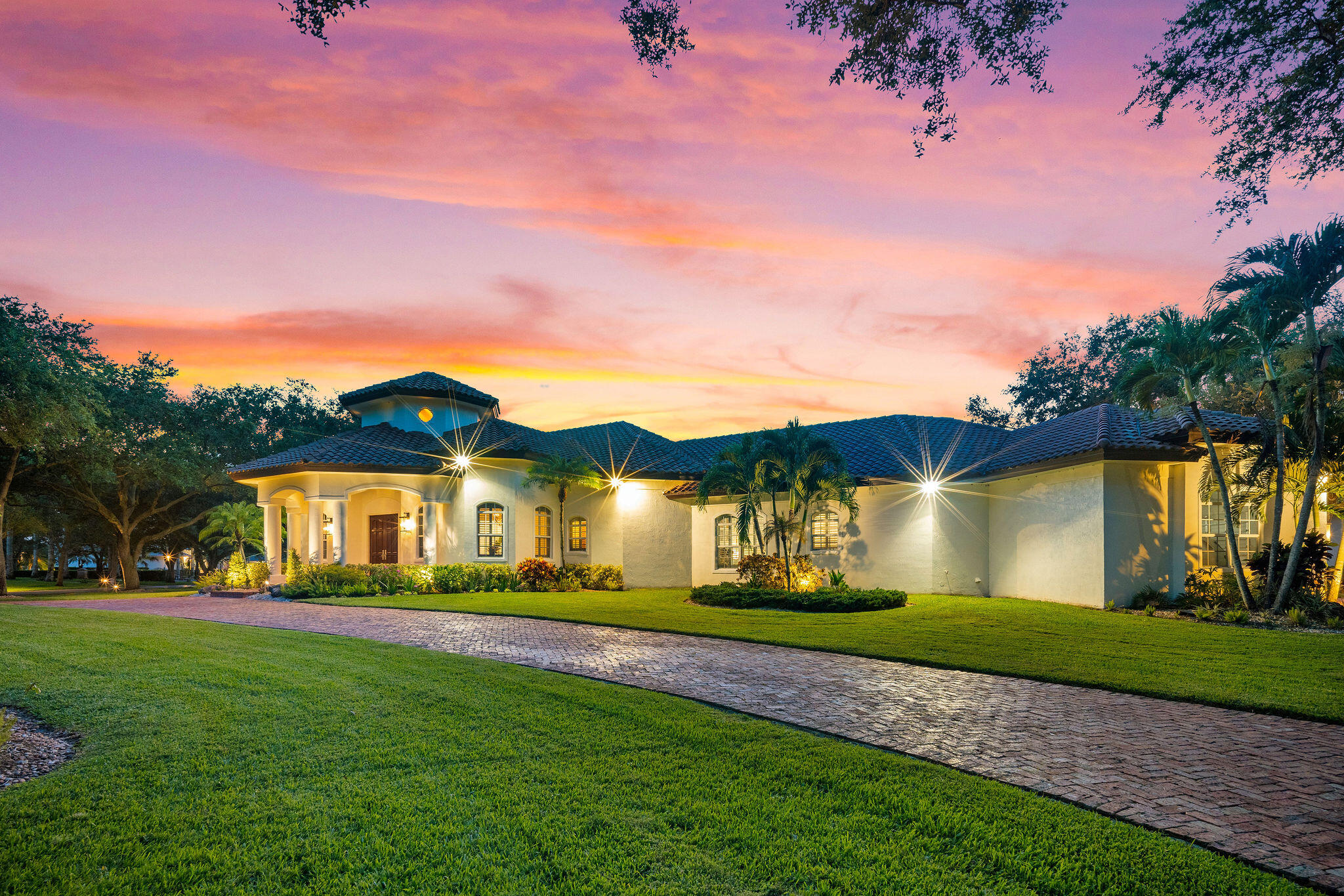 4051 E Ridgeview Dr Davie, FL 33330