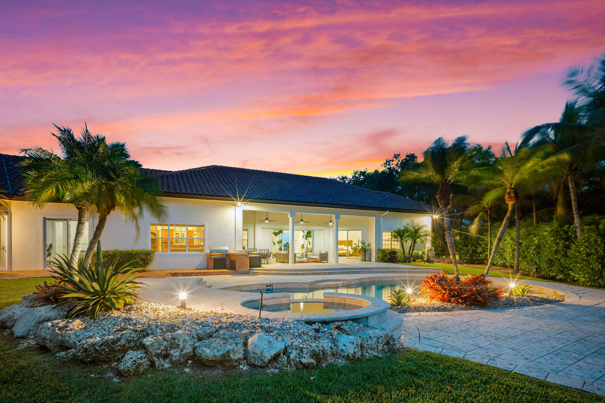 4051 E Ridgeview Dr Davie, FL 33330