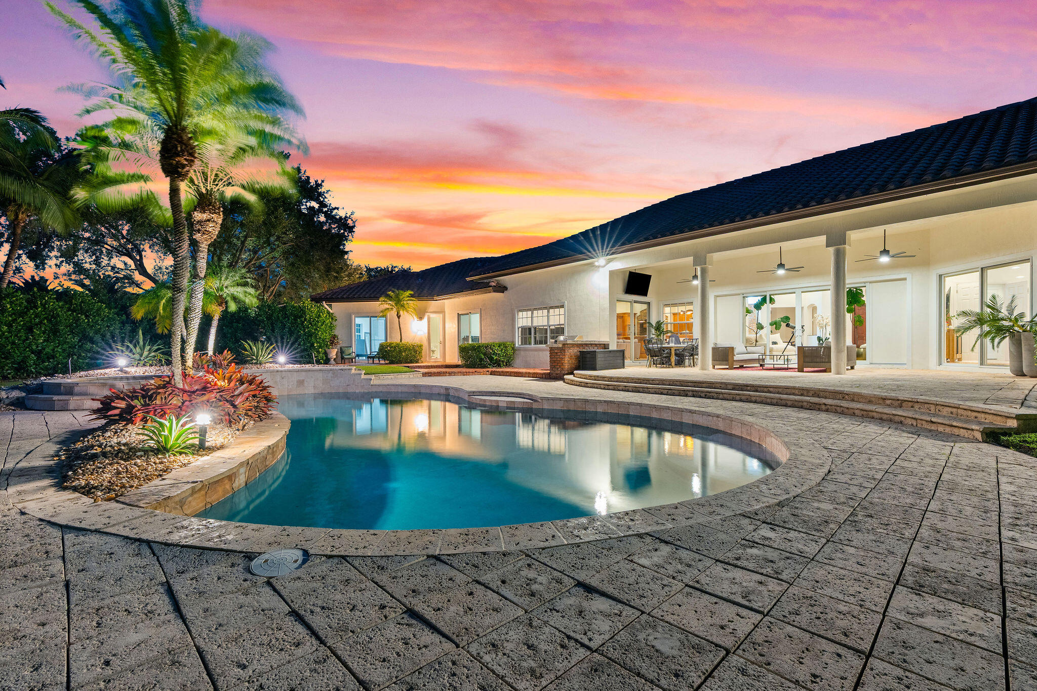 4051 E Ridgeview Dr Davie, FL 33330