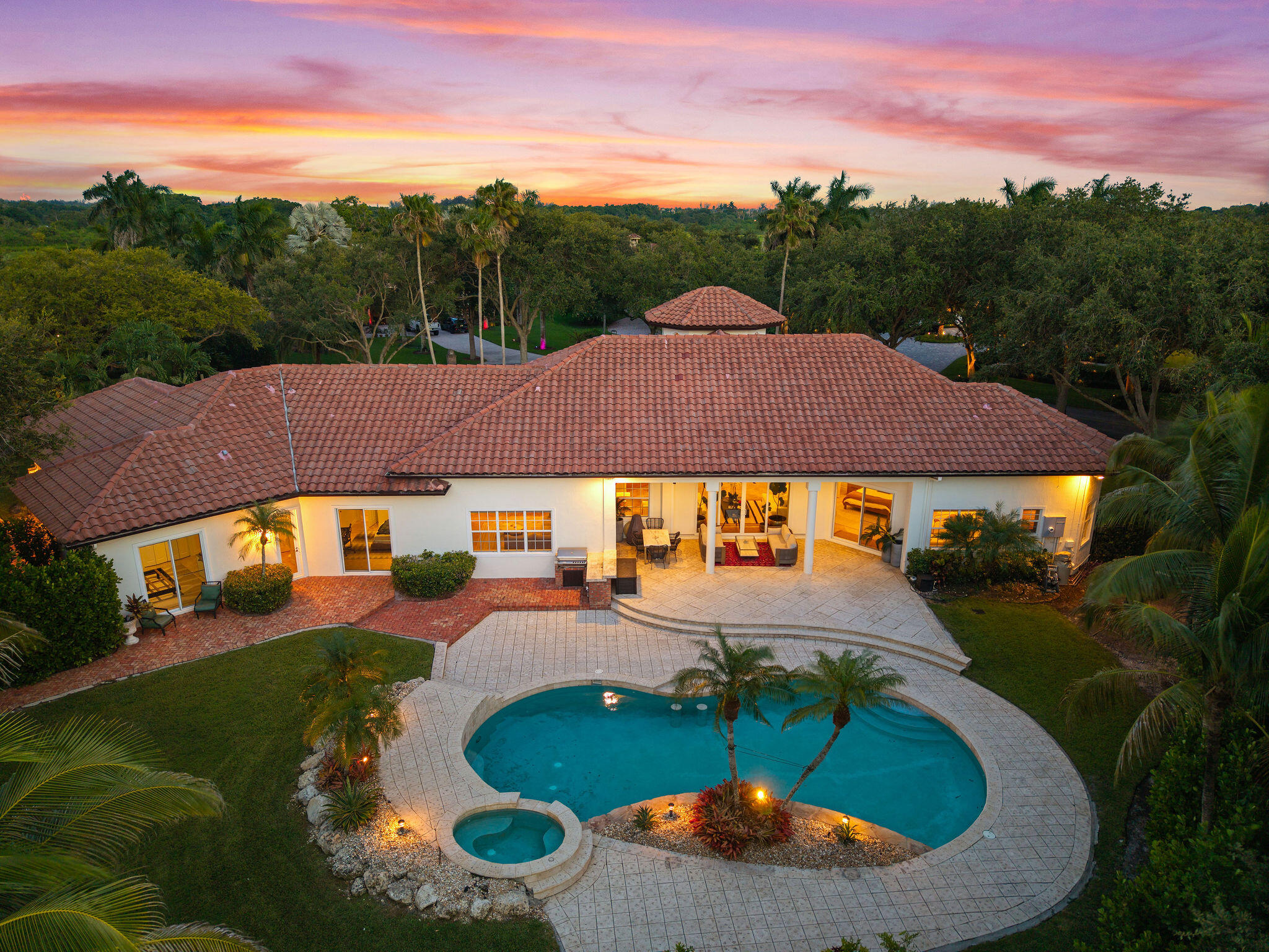 4051 E Ridgeview Dr Davie, FL 33330