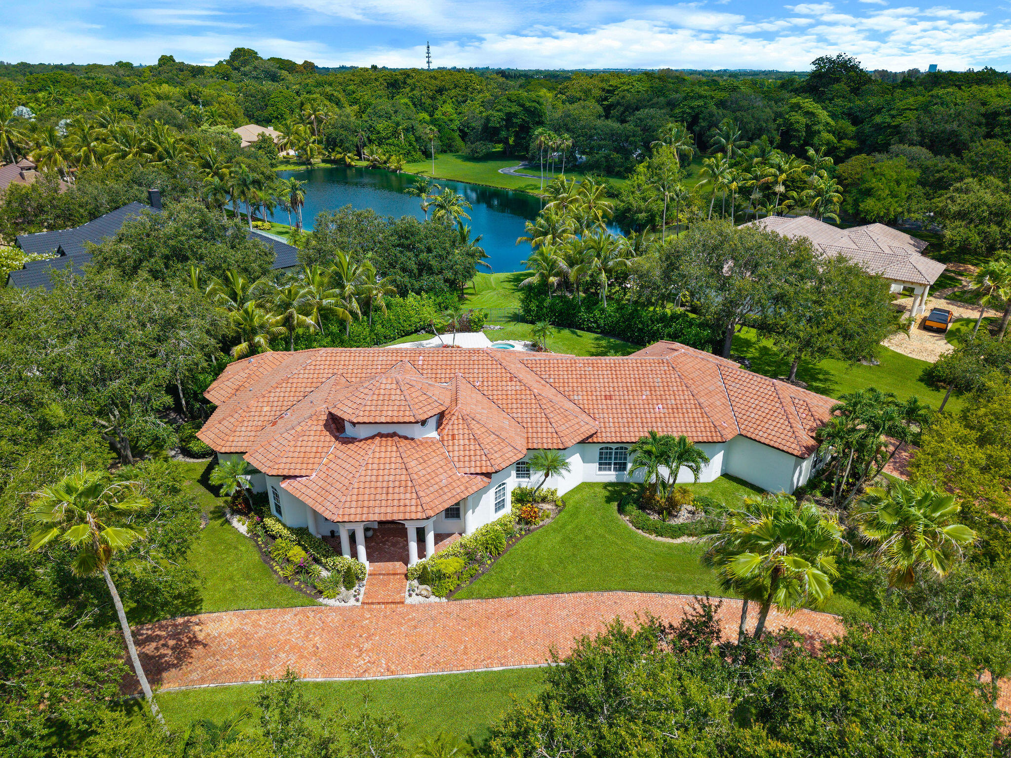 4051 E Ridgeview Dr Davie, FL 33330