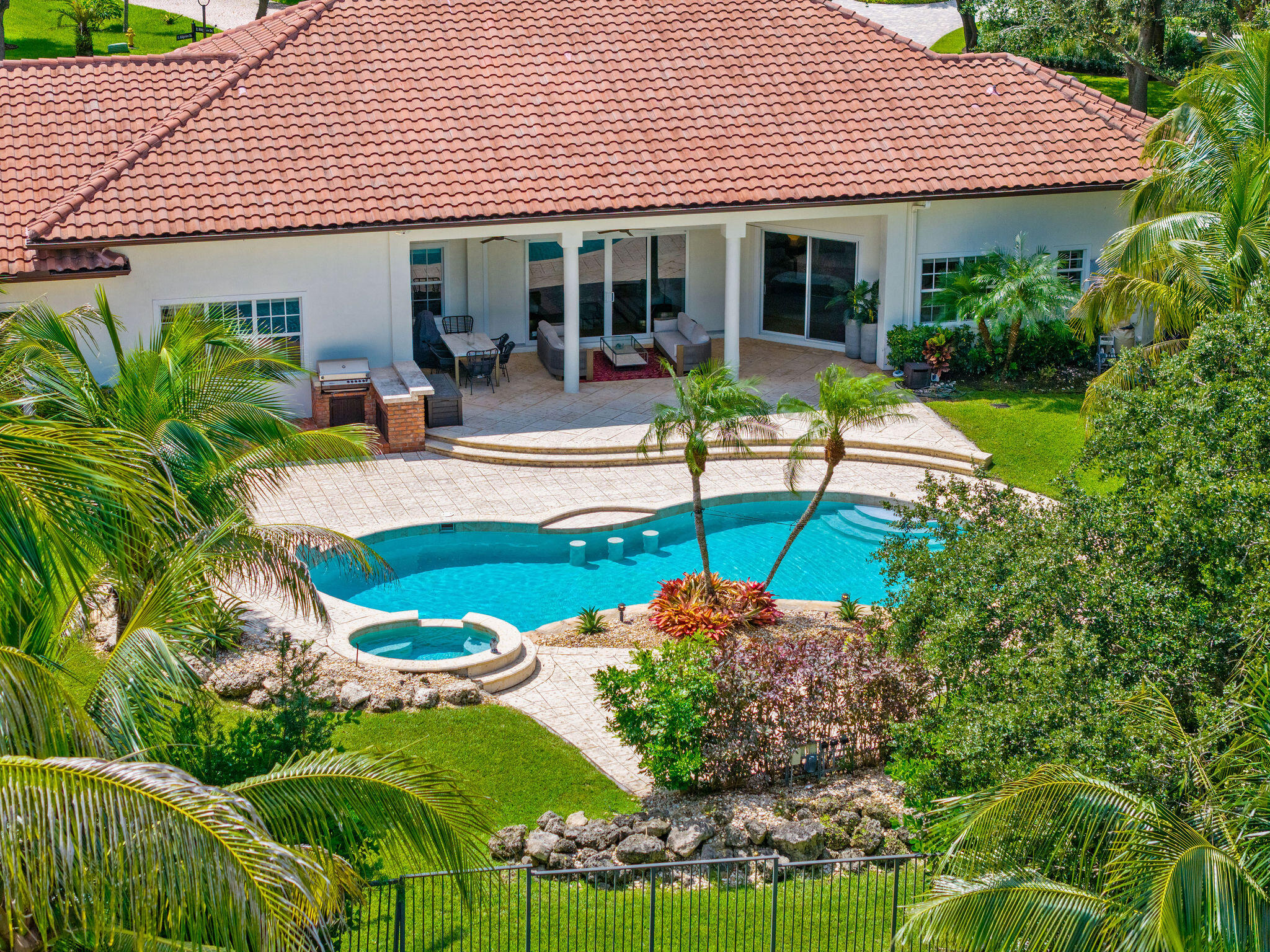 4051 E Ridgeview Dr Davie, FL 33330